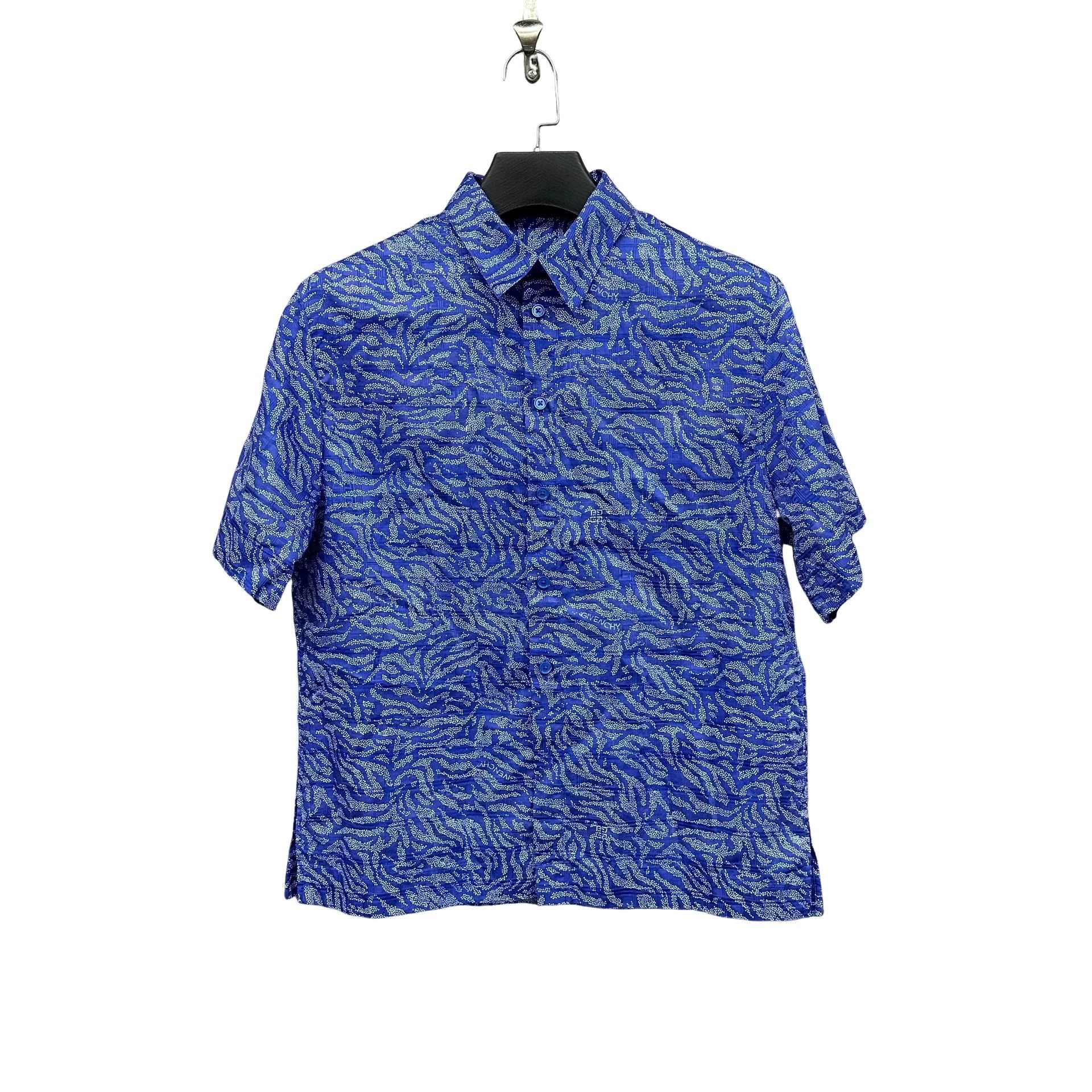 Givenchy Givenchy 4G Monogram Short Sleeve Shirt 40 Size US M / EU 48-50 / 2 - 1 Thumbnail