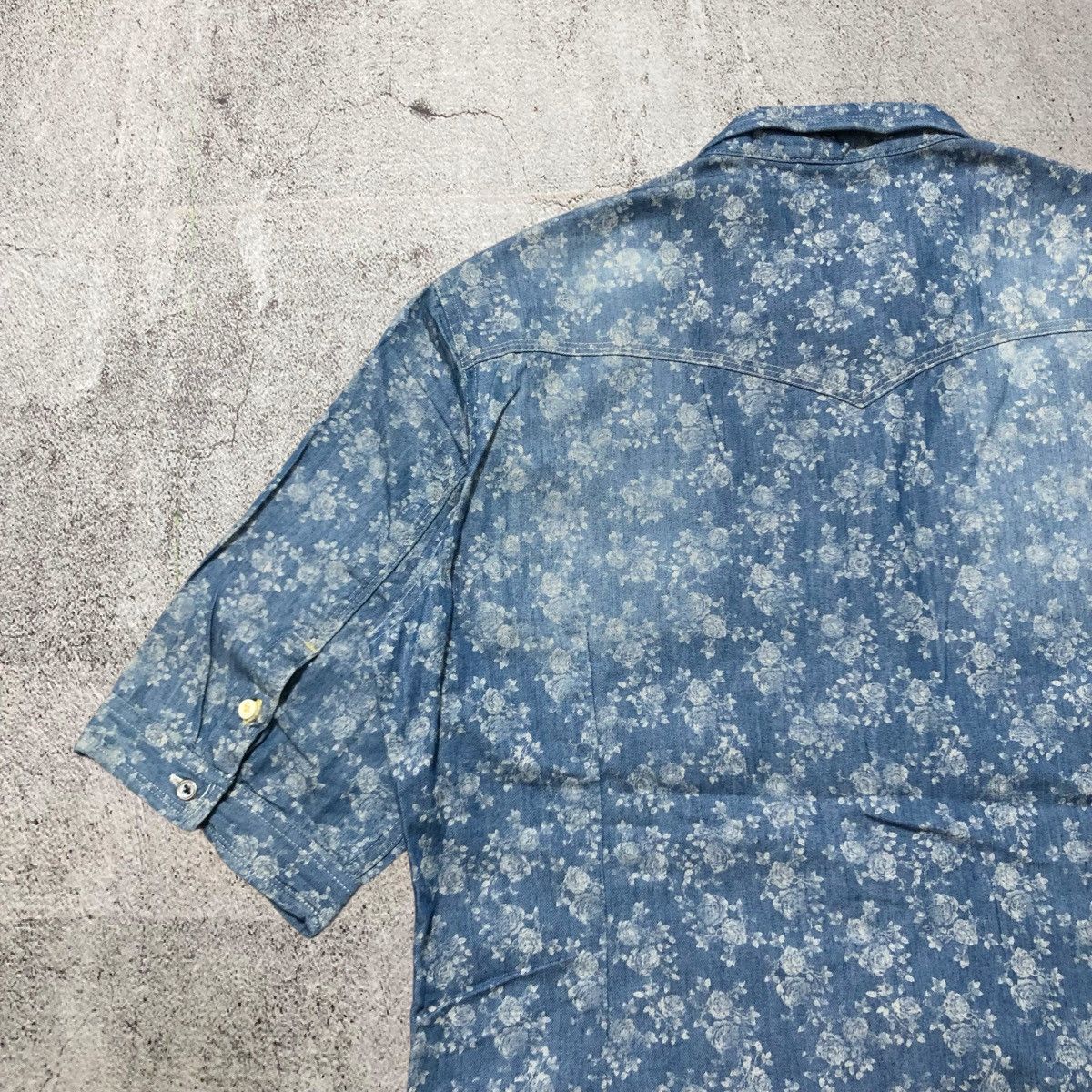 Nicole Club 2000s Nicole Club For Men Floral Motif Button Up Shirt Size US L / EU 52-54 / 3 - 10 Thumbnail