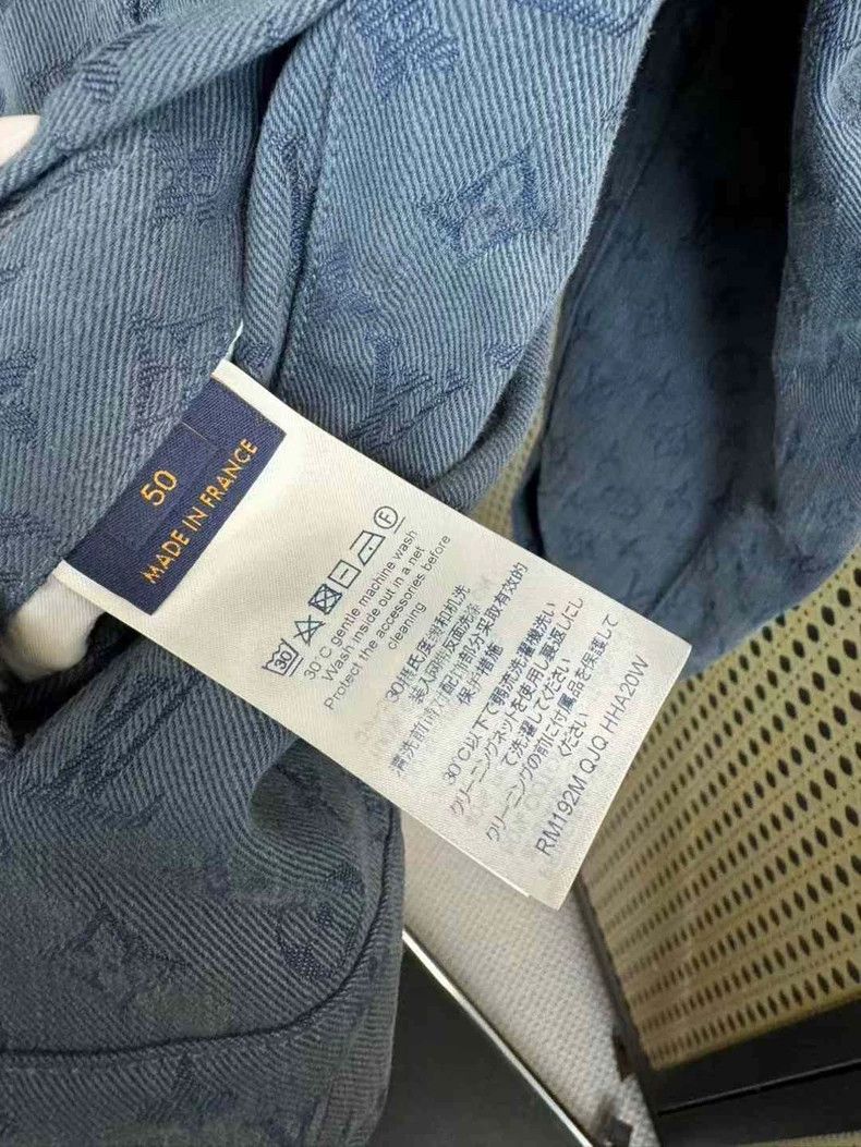 Louis Vuitton Louis Vuitton Blue presbyopic denim jacket Size US M / EU 48-50 / 2 - 4 Thumbnail