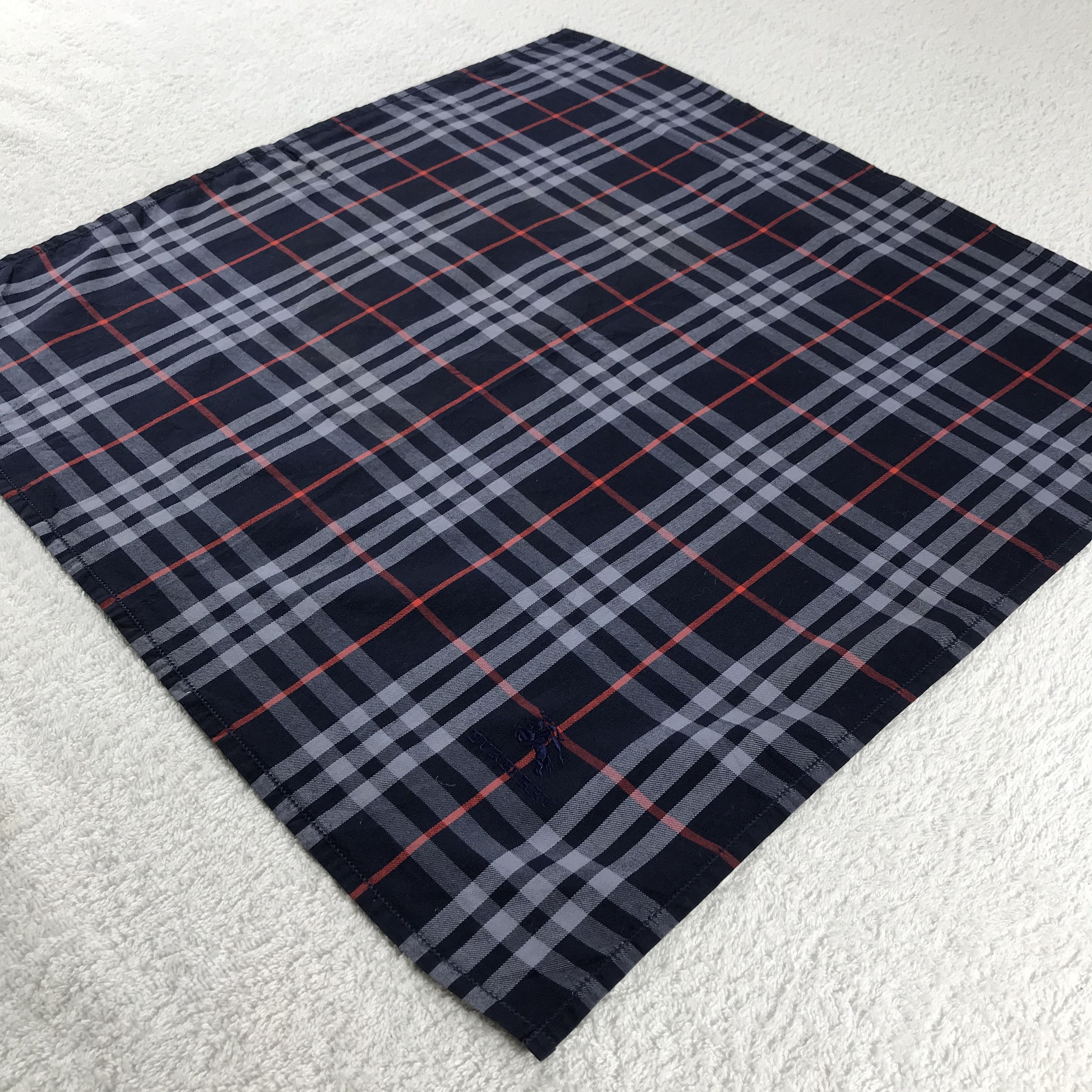 Burberry × Vintage Burberry Bandana / Handkerchief / Neckerchief - S066 Size ONE SIZE - 2 Thumbnail