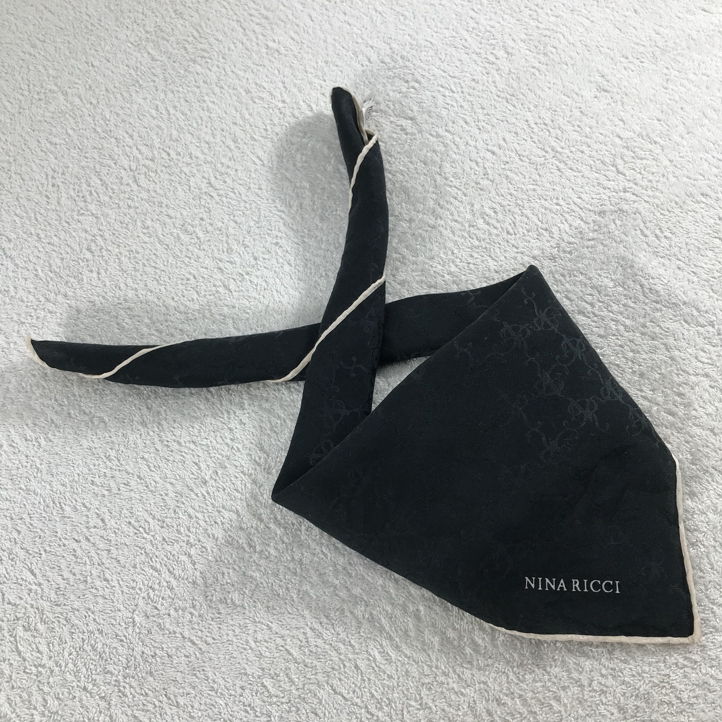 Nina Ricci × Vintage Nina Ricci Bandana / Handkerchief / Neckerchief - S265 Size ONE SIZE - 4 Thumbnail