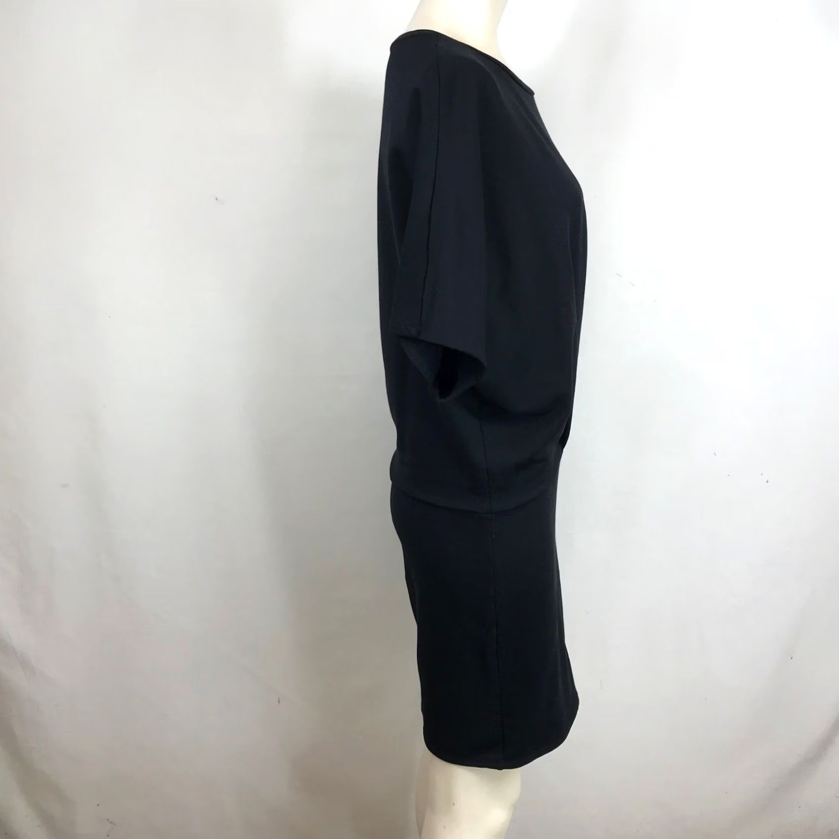 Athleta Athleta Dress Shirt Womens Black Short Sleeve Draped Pleated Front Blouson Crew Neck Size S Size 28" / US 6 / IT 42 - 4 Thumbnail