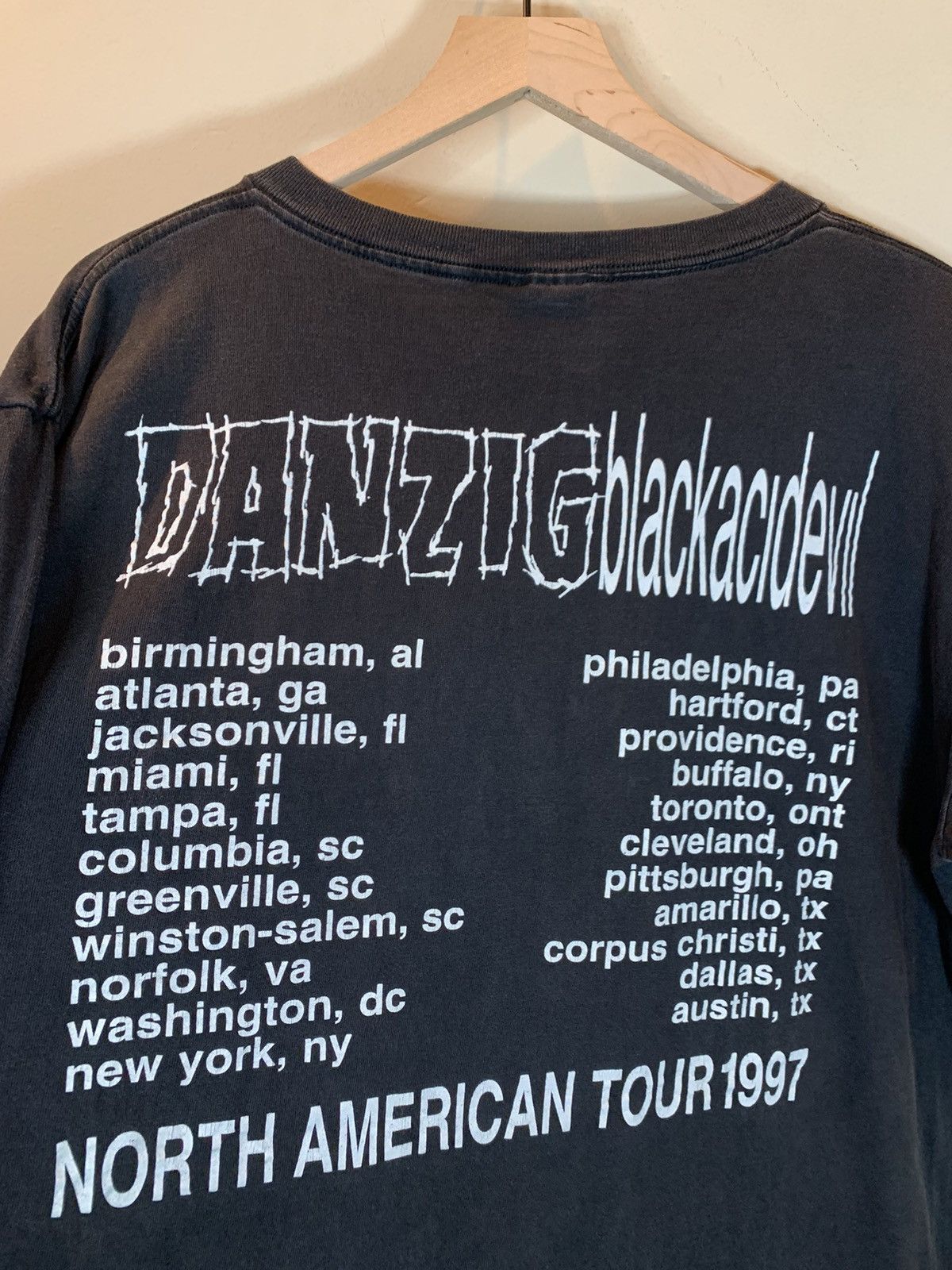Band Tees × Vintage *RARE* Vintage Danzig Blackacidevil Tour Single Stitch Shirt Size US XL / EU 56 / 4 - 6 Thumbnail
