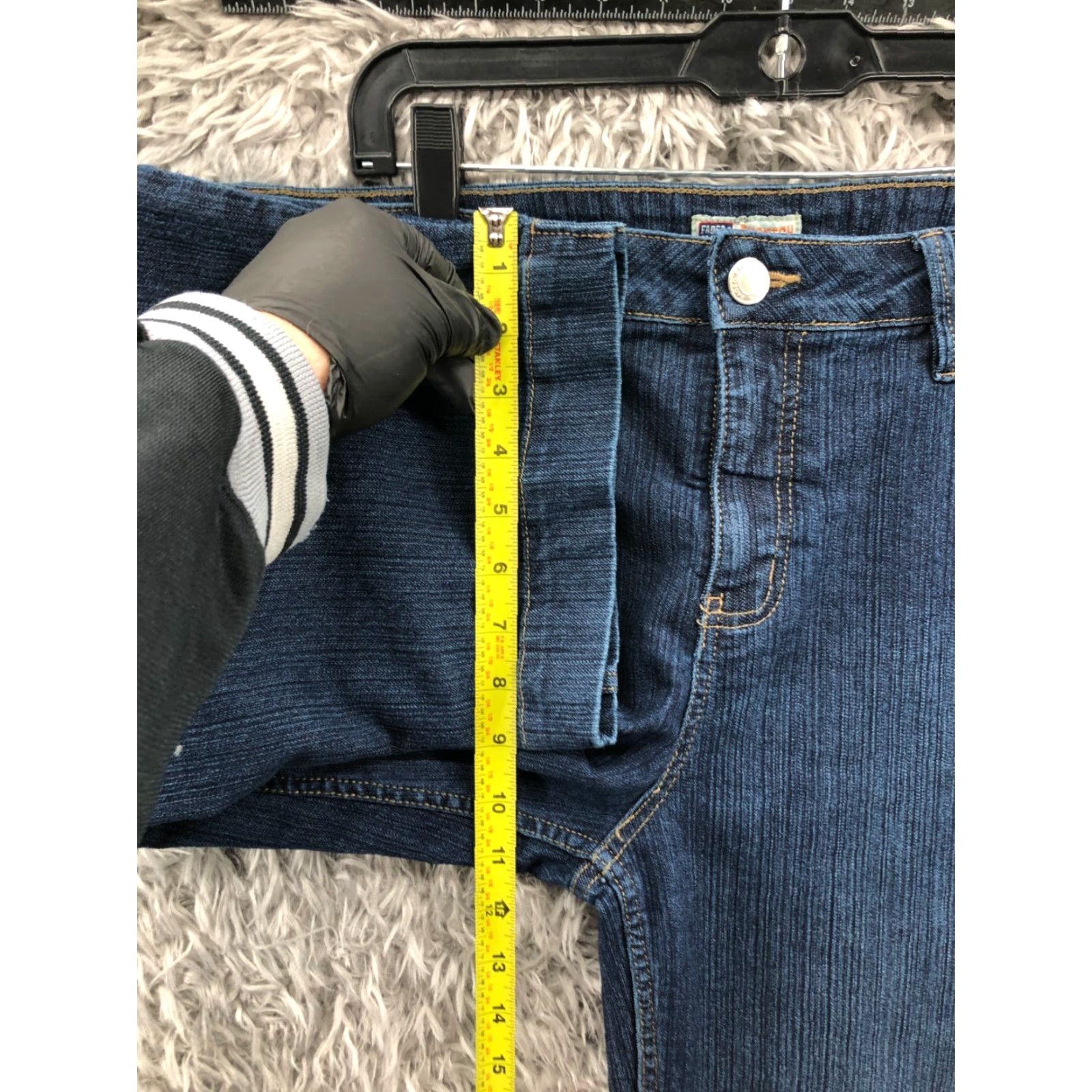 Faded Glory Faded Glory Jeans Capri Womens Size 12 Mid Blue Denim 5-Pocket Stretch Comfort Pockets Regular Rise Modern Classic American Women Size 34" / US 12 / IT 48 - 4 Thumbnail