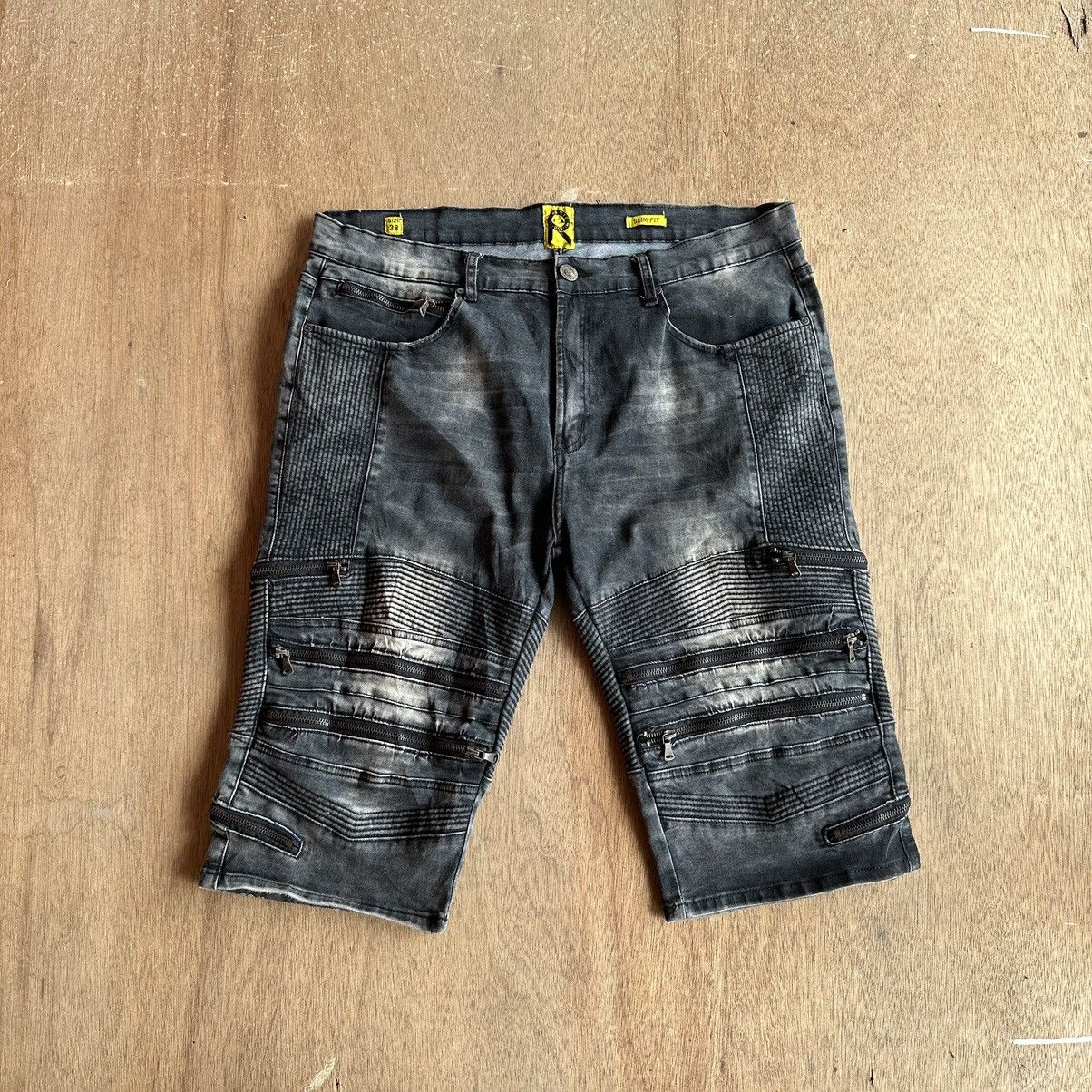 Japanese Brand W38 UBUNTU JAPAN MULTIZIPPER JEANS VINTAGE CROPPED PANT Size US 38 / EU 54 - 1 Thumbnail