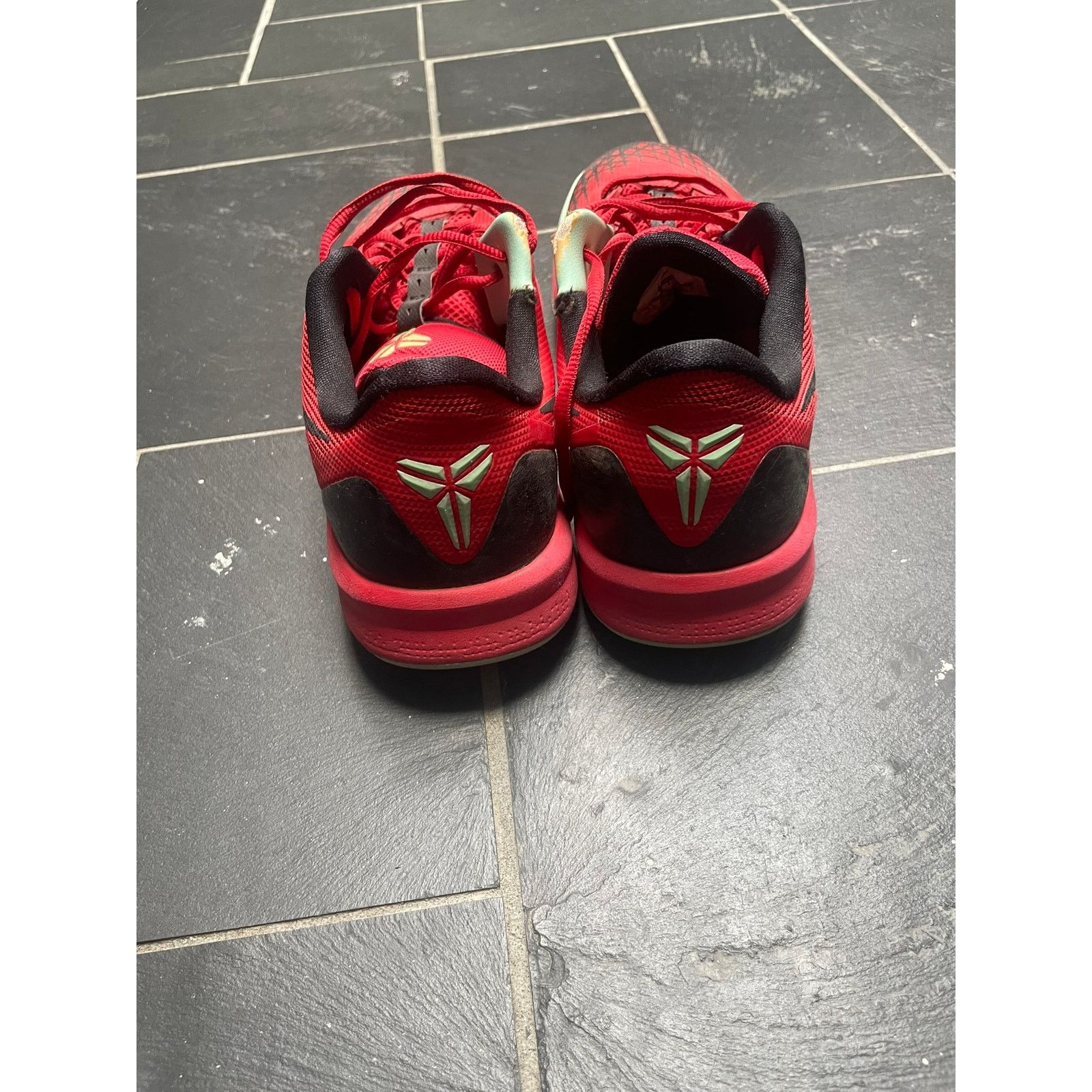 Nike Kobe 6 Reverse Grinch Size 7y Size US 7 / EU 40 - 2 Thumbnail