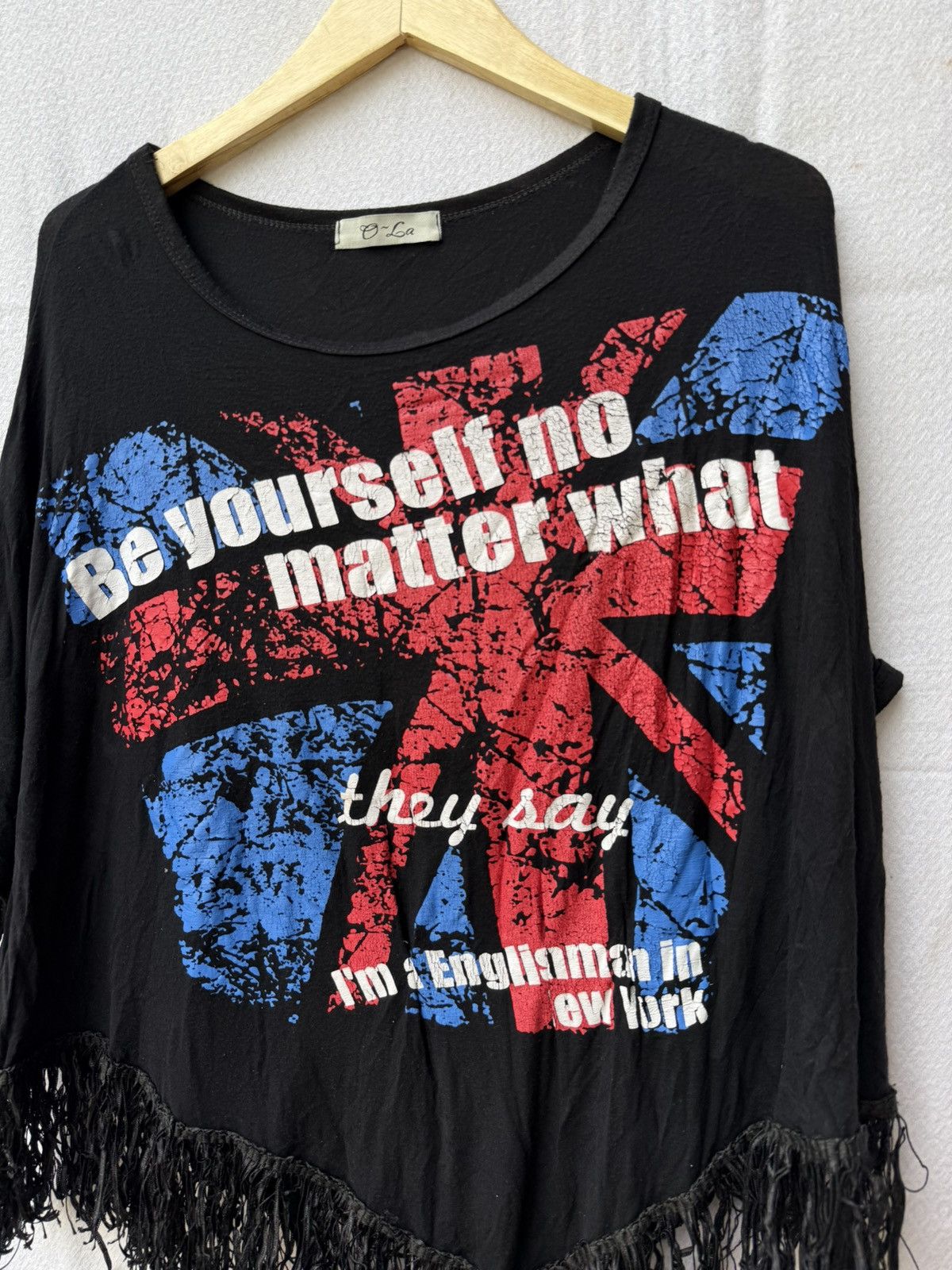 Japanese Brand Britania flags poem tee Size US L / EU 52-54 / 3 - 3 Thumbnail