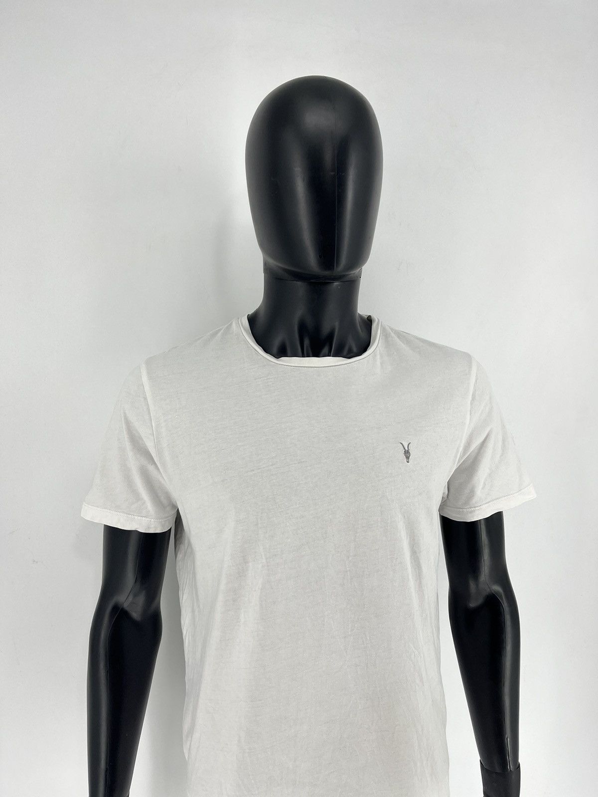 Allsaints Vintage Y2K Allsaints T-shirt luxury sportswear size M Size US M / EU 48-50 / 2 - 3 Thumbnail