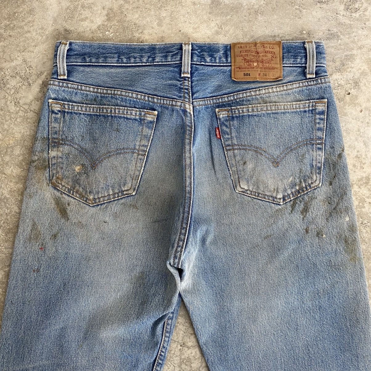Levi's Vintage 90’s Levis 501 Faded Blue Distressed Painter Jeans Size US 33 - 10 Thumbnail