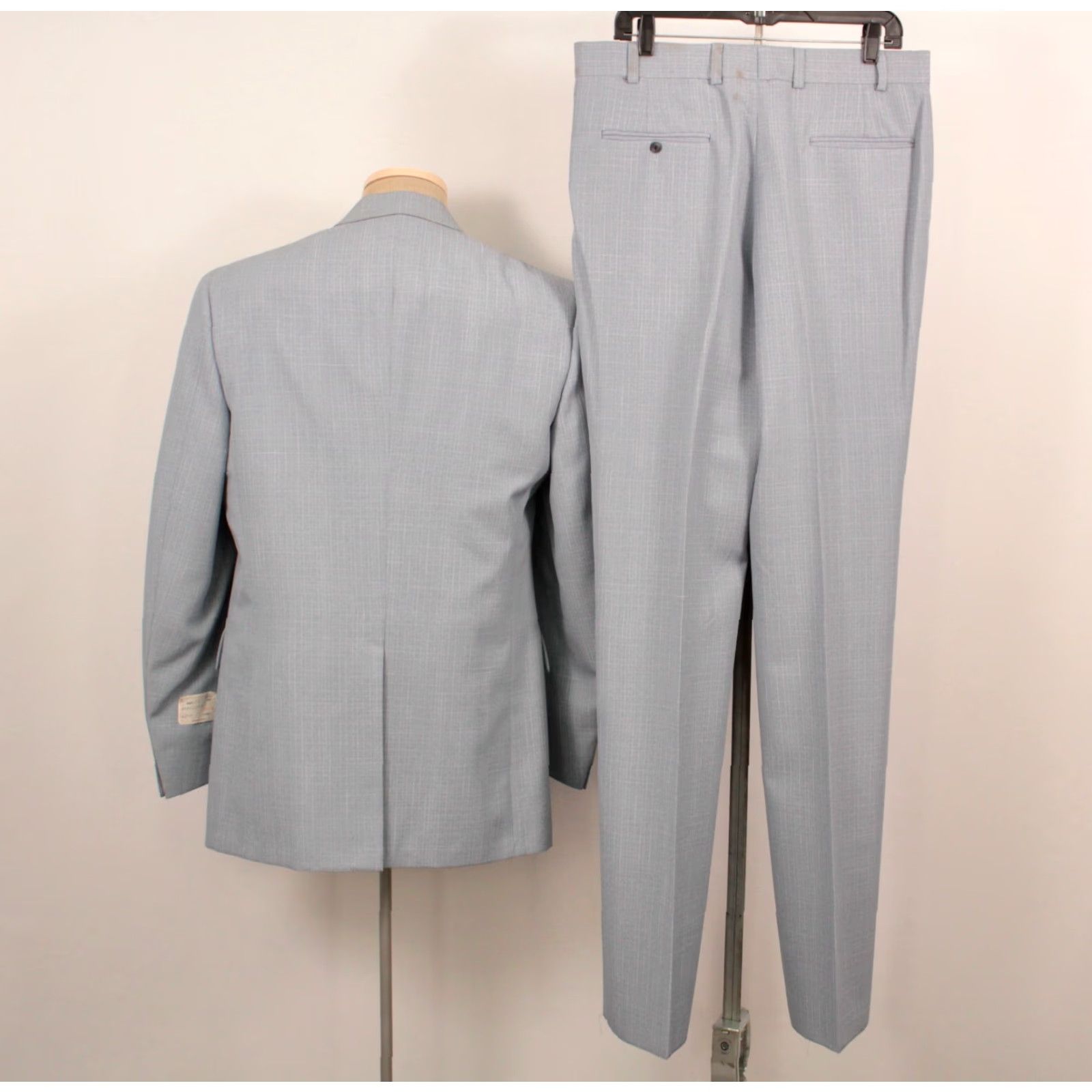 Vintage VINTAGE Men's VTG NOS 70s Light Blue Leisure Suit Sz 42 Long 1970s Polyester Disco 3 PC Size 42R - 2 Thumbnail