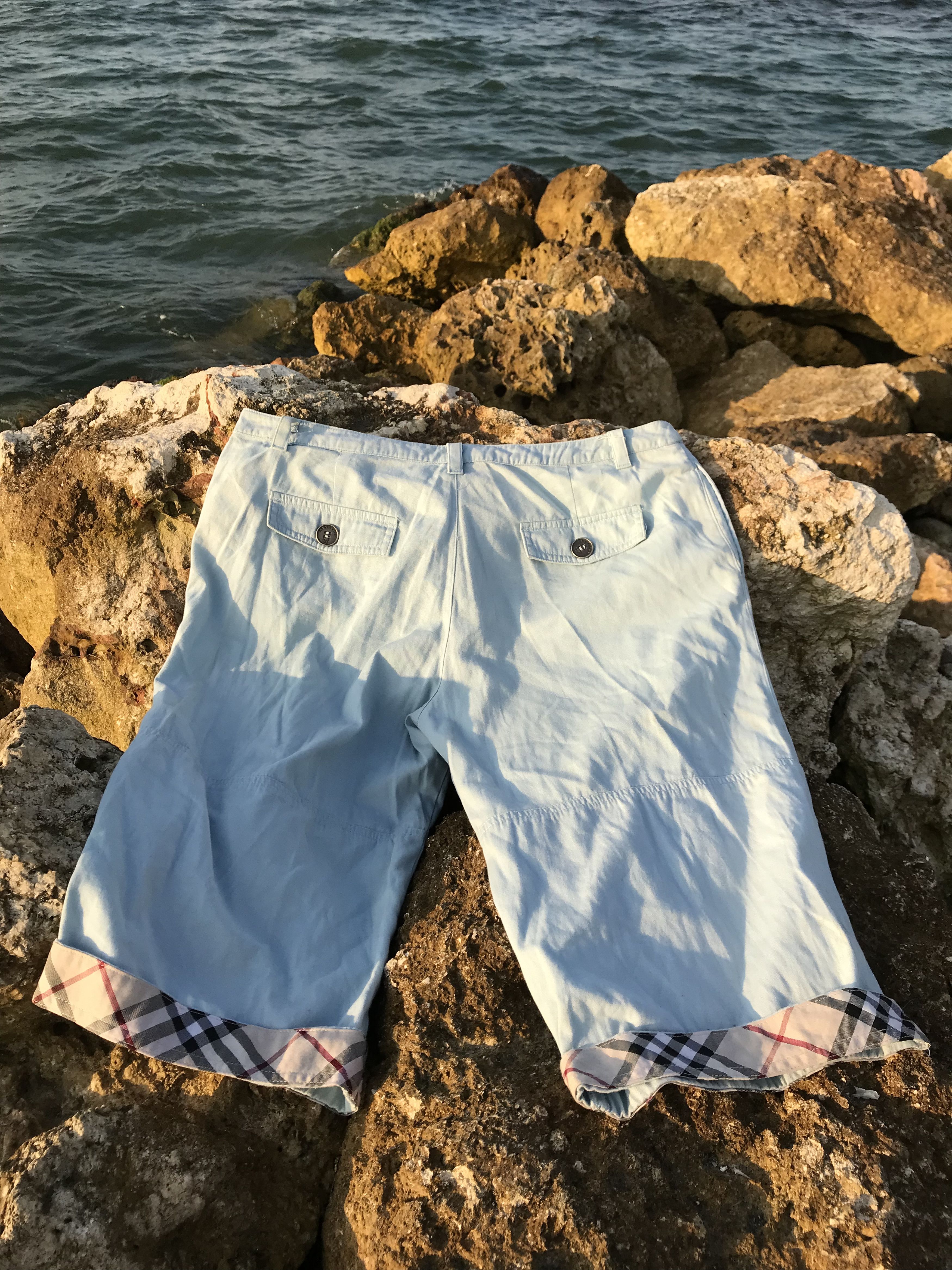 Vintage Burberry baby blue short novacheck pants Trouser pan