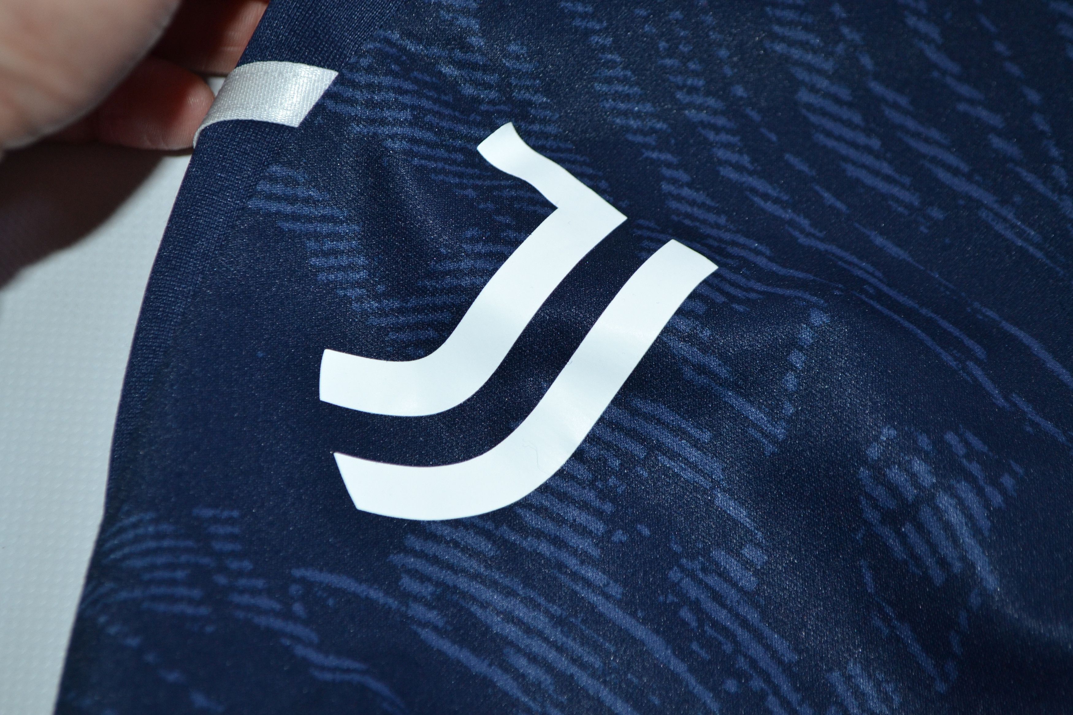 Adidas Juventus Training Pants 2023 Football Soccer Size US 30 / EU 46 - 7 Thumbnail