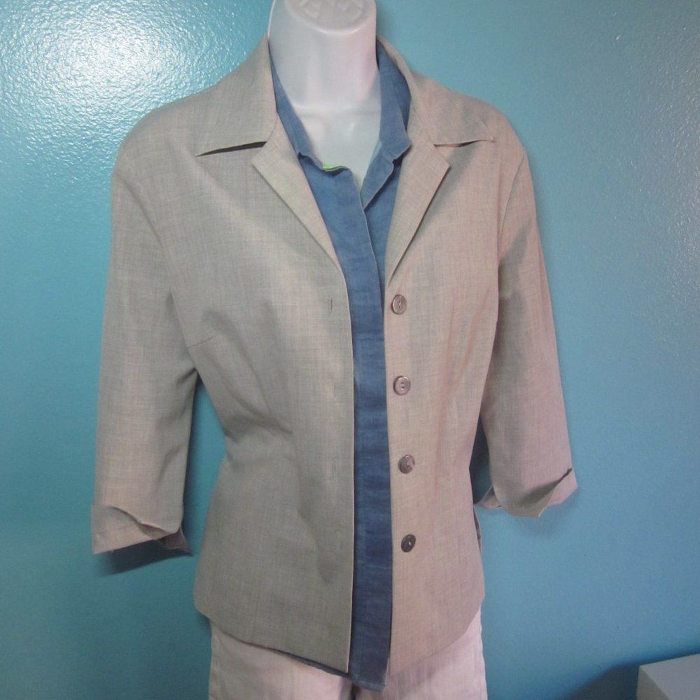 Trina Turk Trina Turk Light Weight Cropped Gray Jacket Size M Button Fr Size M / US 6-8 / IT 42-44 - 2 Thumbnail