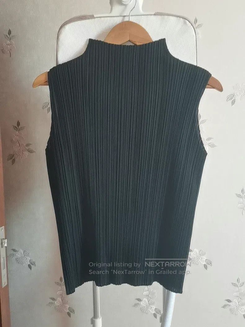 Issey Miyake Issey Miyake Sleeveless Tank Top Size L / US 10 / IT 46 - 1 Thumbnail