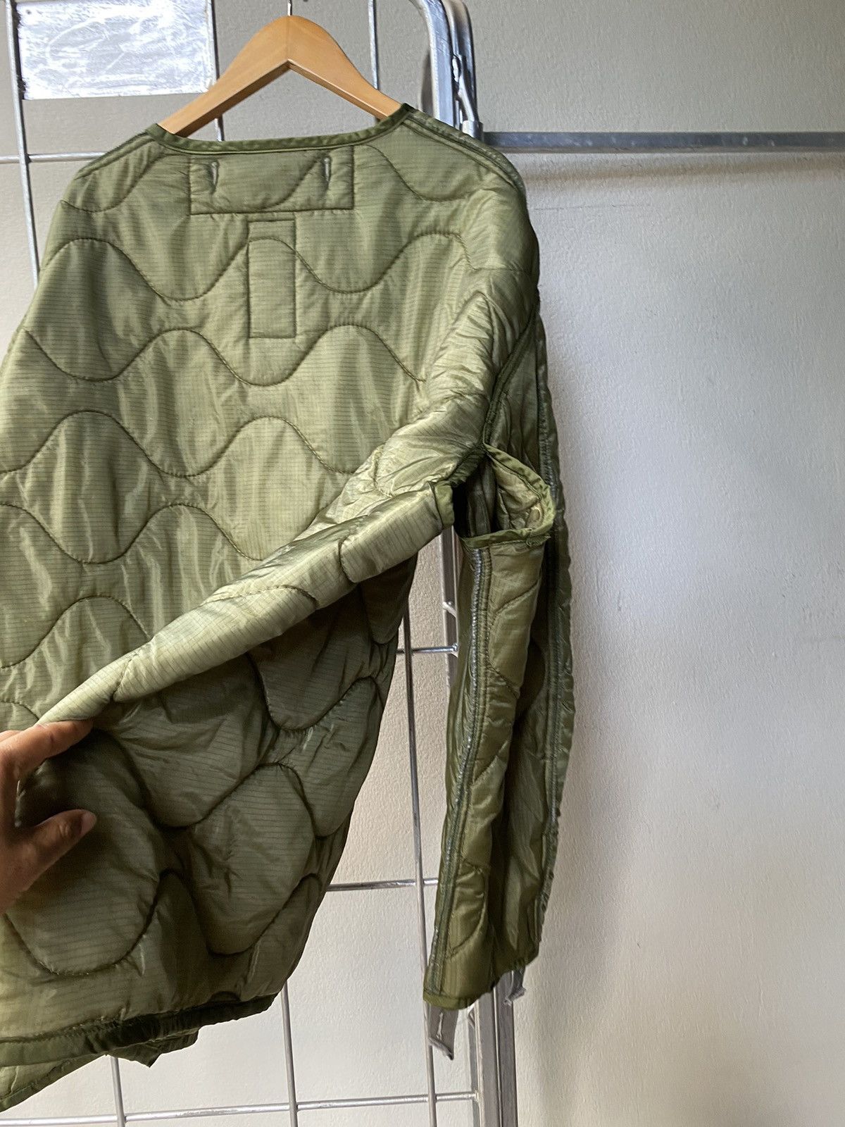 Vintage Vintage military liner jacket Size US XL / EU 56 / 4 - 6 Thumbnail