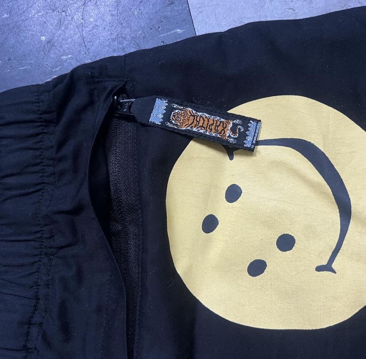 Kapital Kapital Smiley Face shorts Size US 32 / EU 48 - 3 Thumbnail