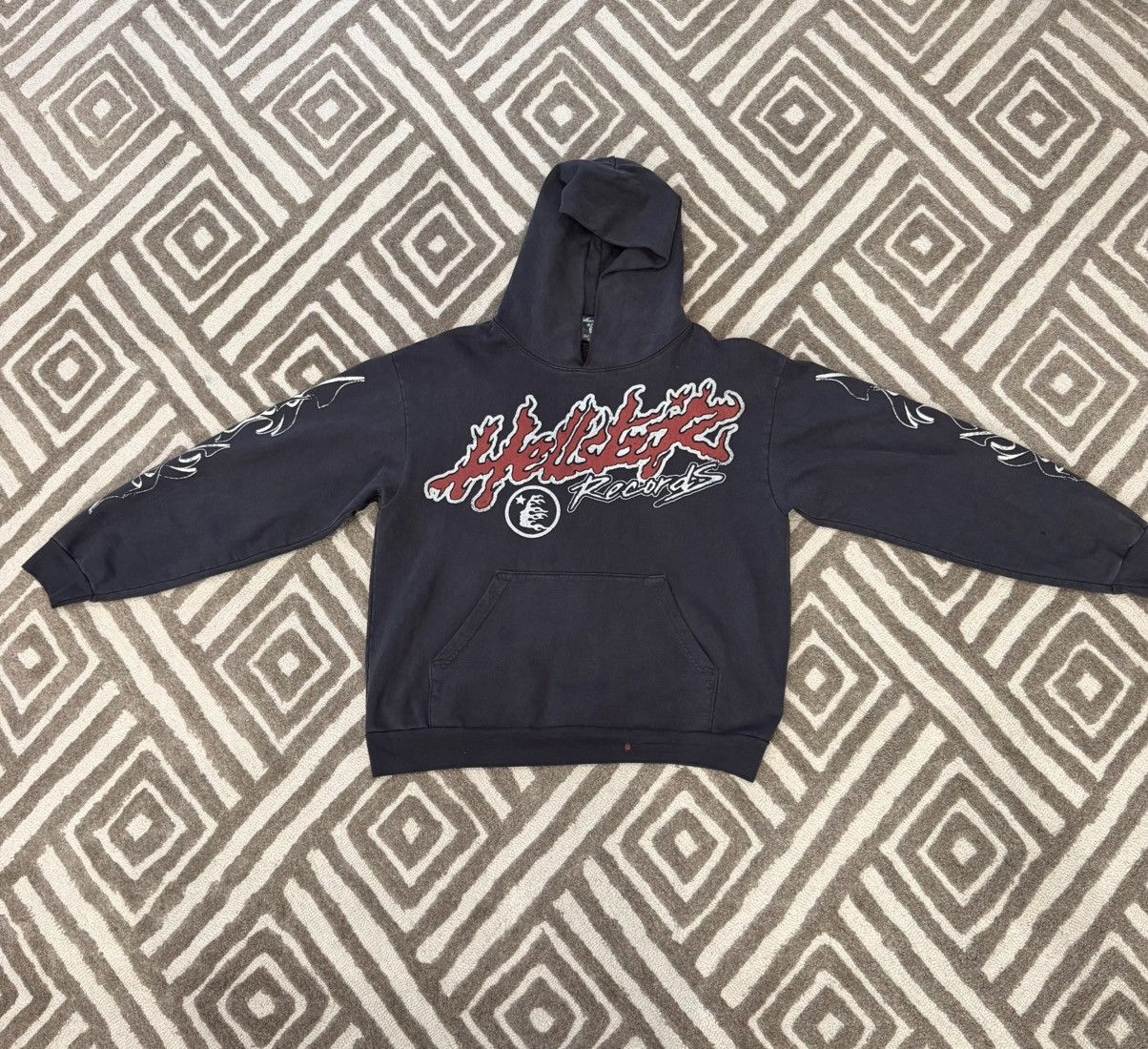 HELLSTAR HELLSTAR End of Summer Hoodie | Grailed