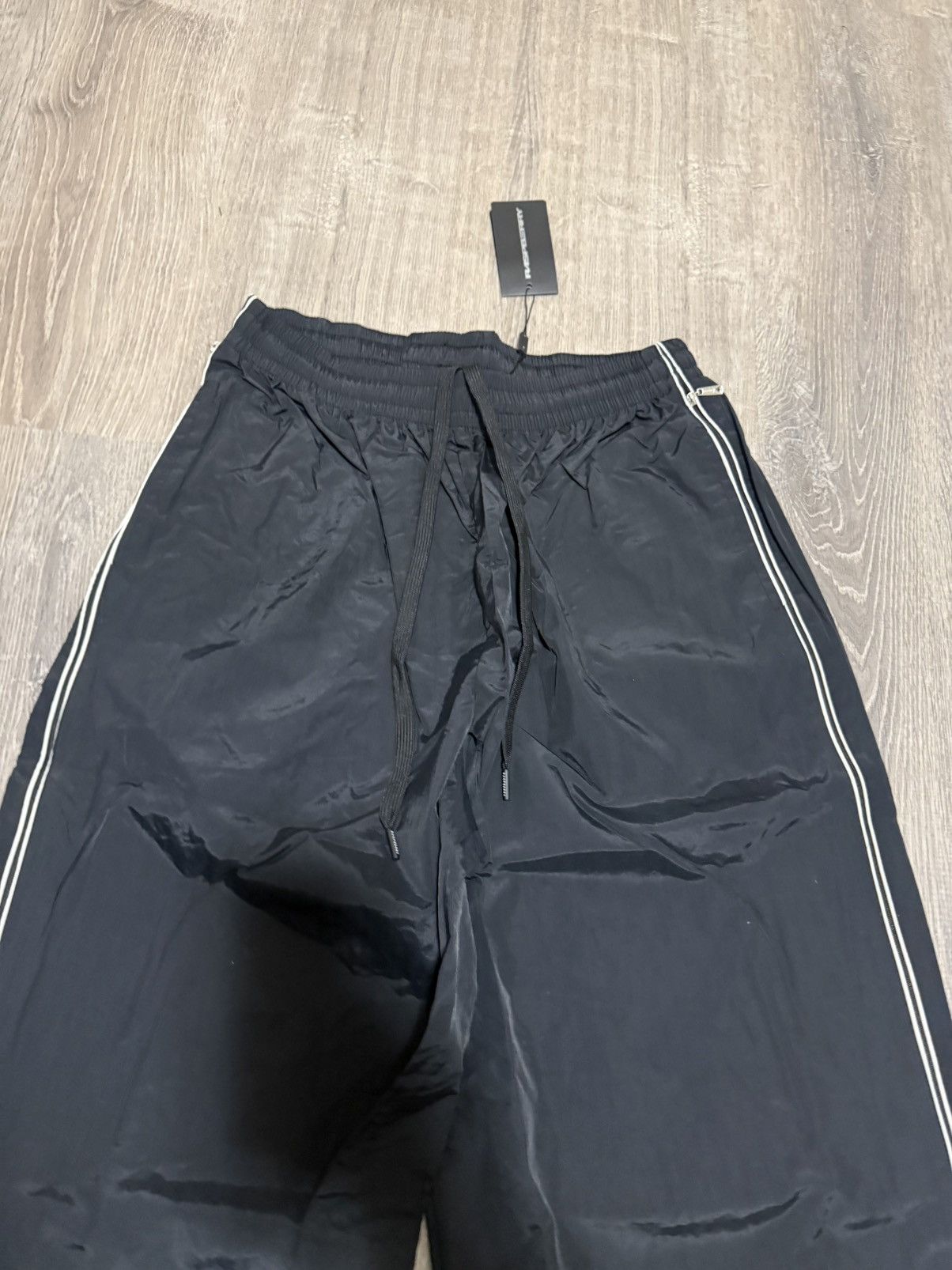 The GV Gallery GV Gallery Raspberry Hills D Will Sweats Size Medium Size US 33 - 5 Thumbnail
