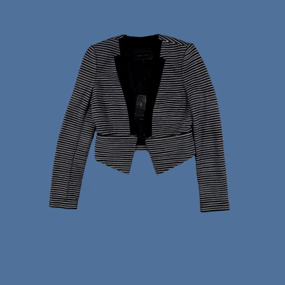 Bcbgmaxazria BCBGMAXAZRIA Women's Striped Blazer Jacket XS Gray Regular Jacket Blazer Womens XS Size XS / US 0-2 / IT 36-38 - 1 Thumbnail