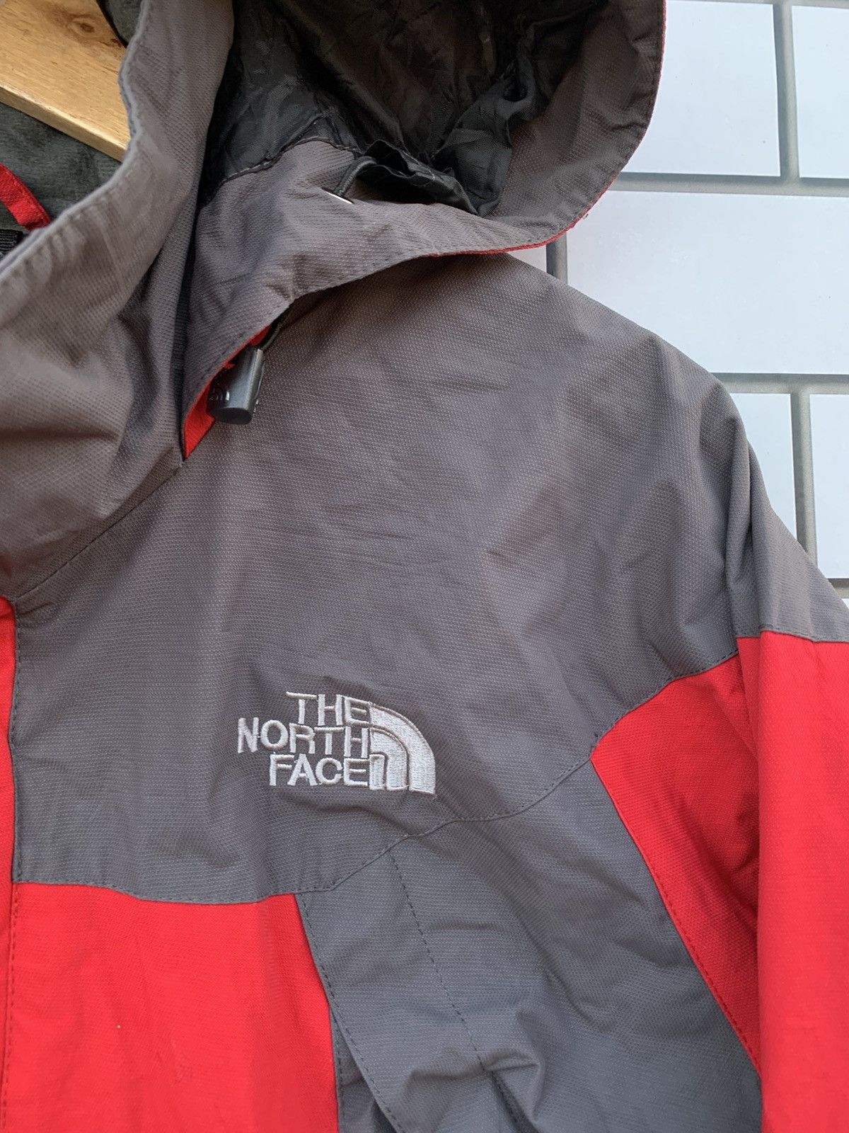 The North Face Vintage The North Face Summit Series Waterproof Jacket Size US XL / EU 56 / 4 - 12 Thumbnail