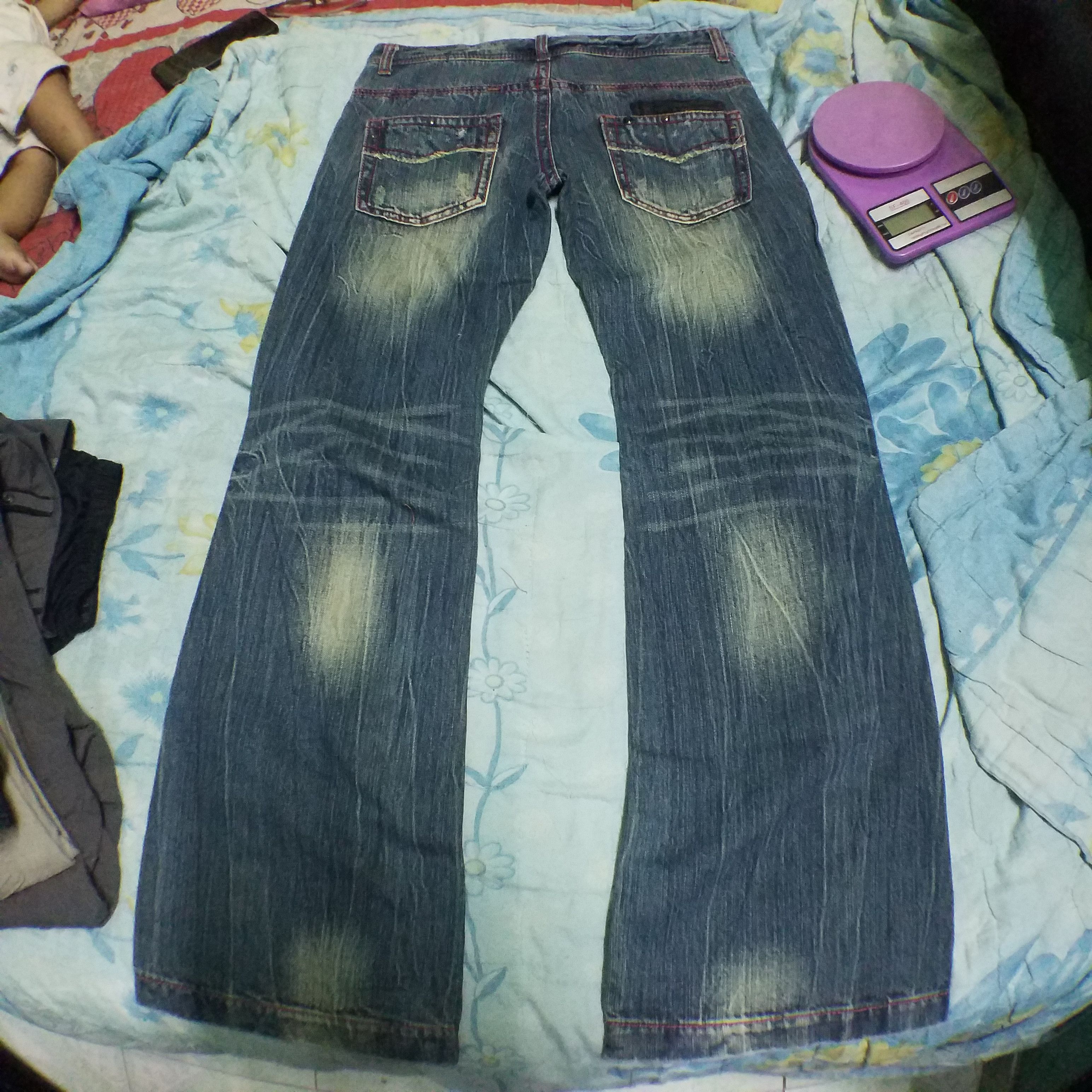 Japanese Brand shinehill distress denim with stud bell bottom Size 32" / US 10 / IT 46 - 7 Thumbnail