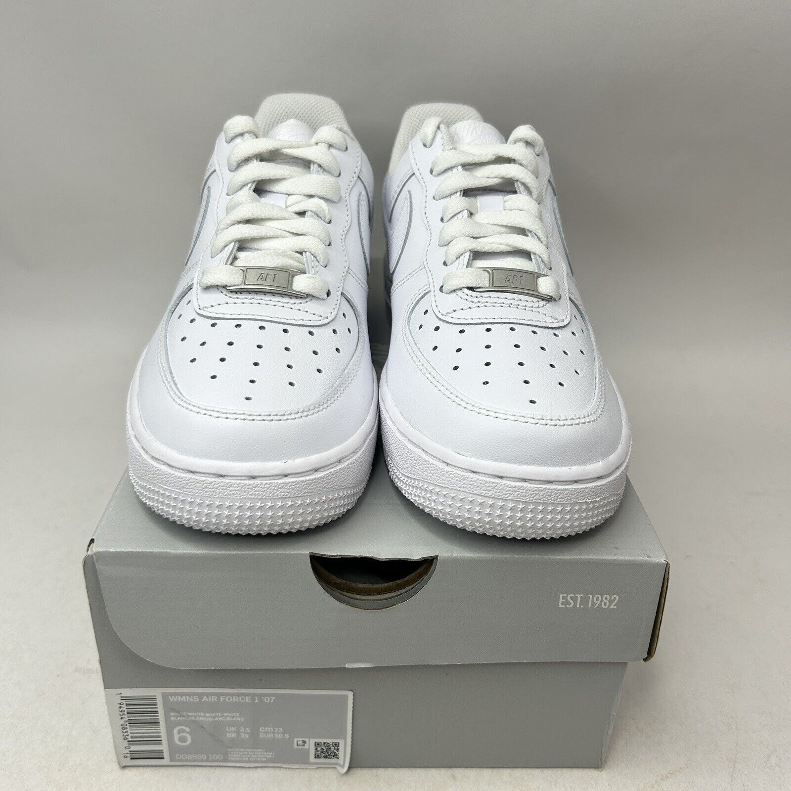 Nike Nike Air Force 1 Low 07’ “Triple White” 2024 Size US 6 / IT 36 - 2 Thumbnail