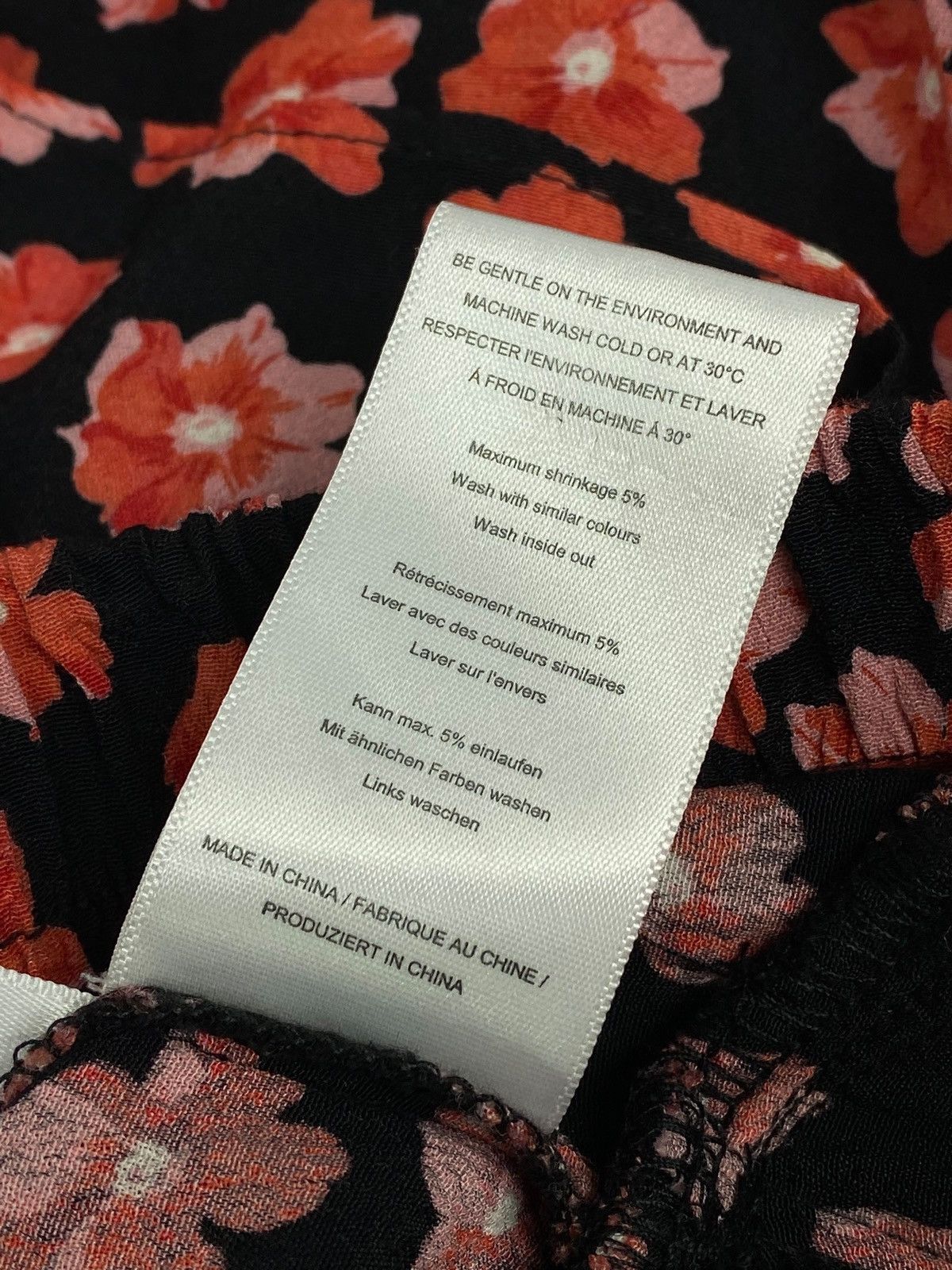 Ganni 🔥 GANNI FLORAL PRINT VISCOSE SKIRT Y2K GRUNGE PARIS FASHION Size 26" / US 2 / IT 38 - 11 Thumbnail