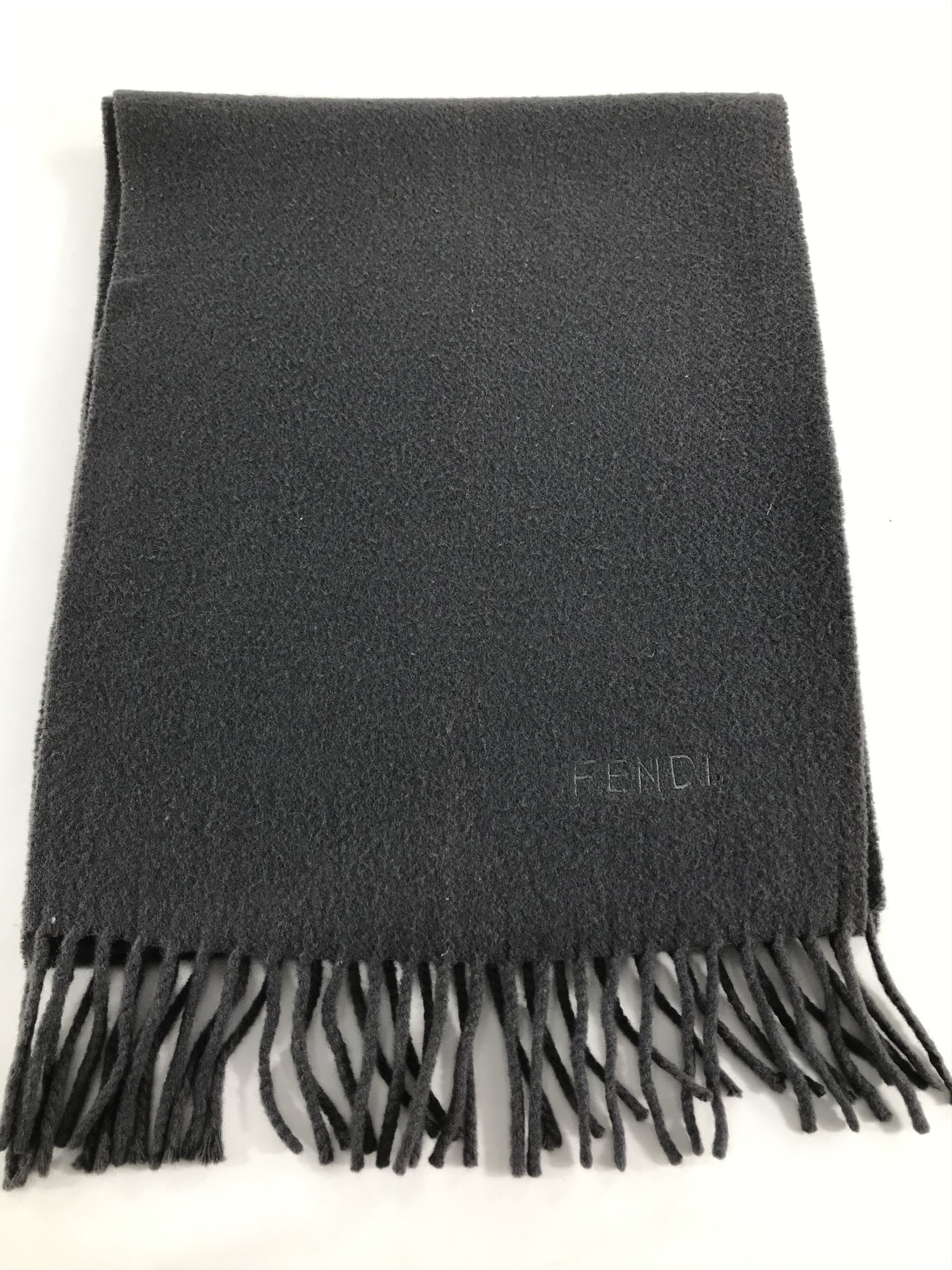 Fendi Fendi Plain Wool Scarf Muffler V498 Size ONE SIZE - 2 Thumbnail