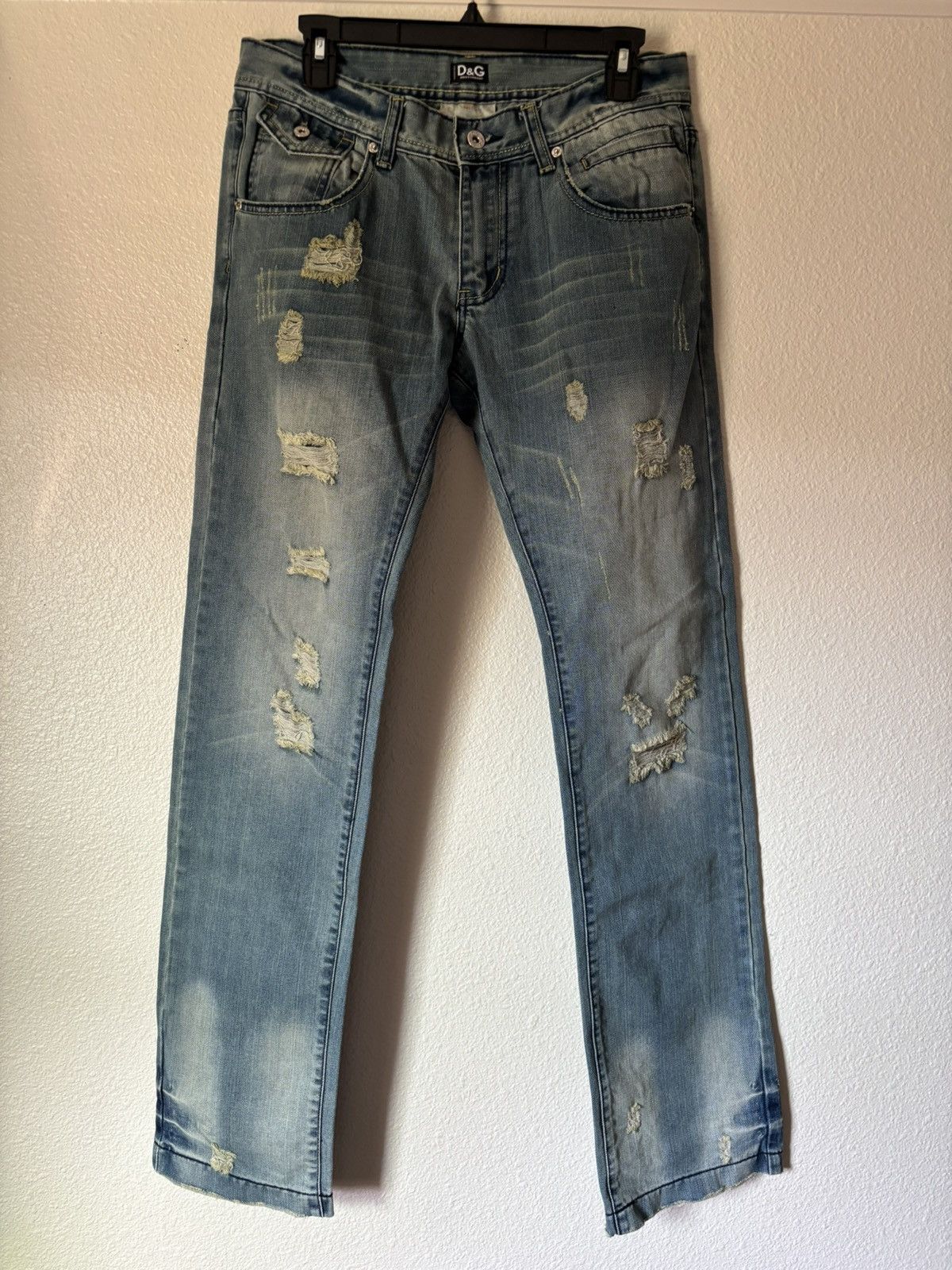 Clawmark Slim fit Distressed D&G Jeans