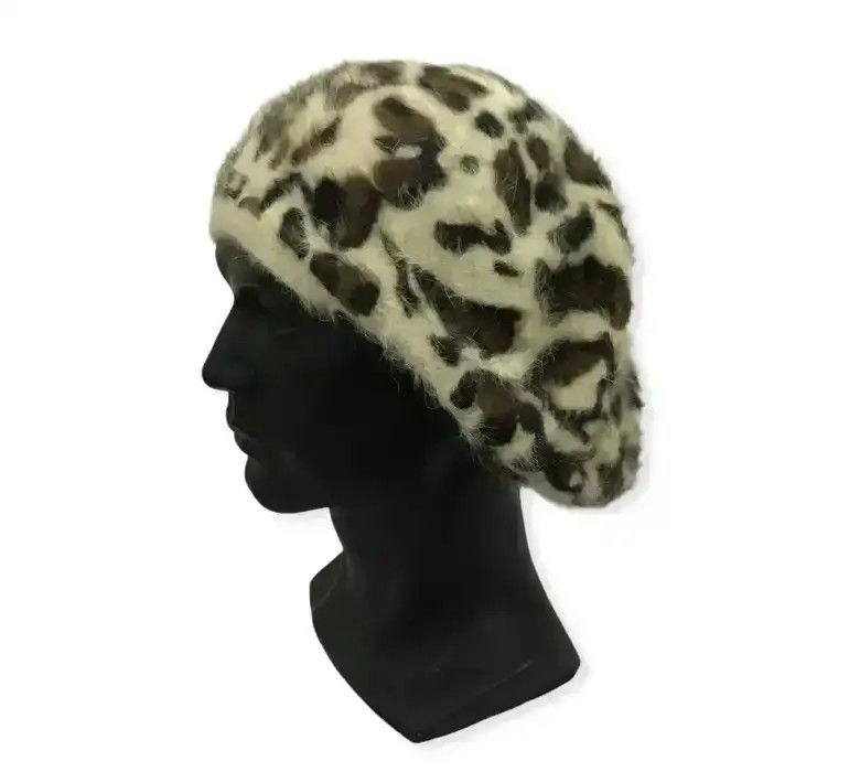 Japanese Brand Japanese Brand Leopard Fleece Design Beanie Hat Size ONE SIZE - 2 Thumbnail