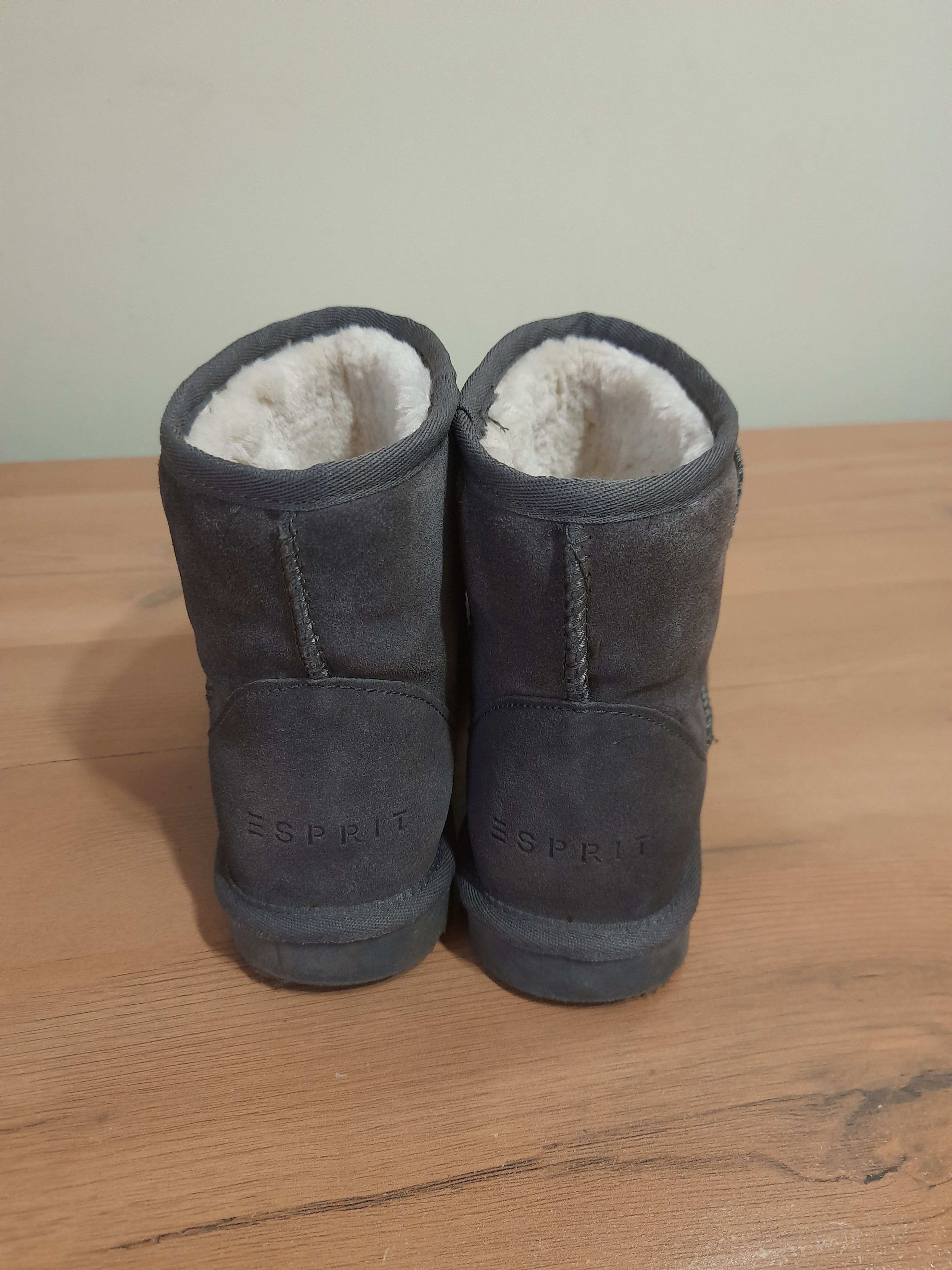 Esprit Classic Mini Suede Y2k Ankle Boots Like Uggs Size US 9 / IT 39 - 5 Thumbnail