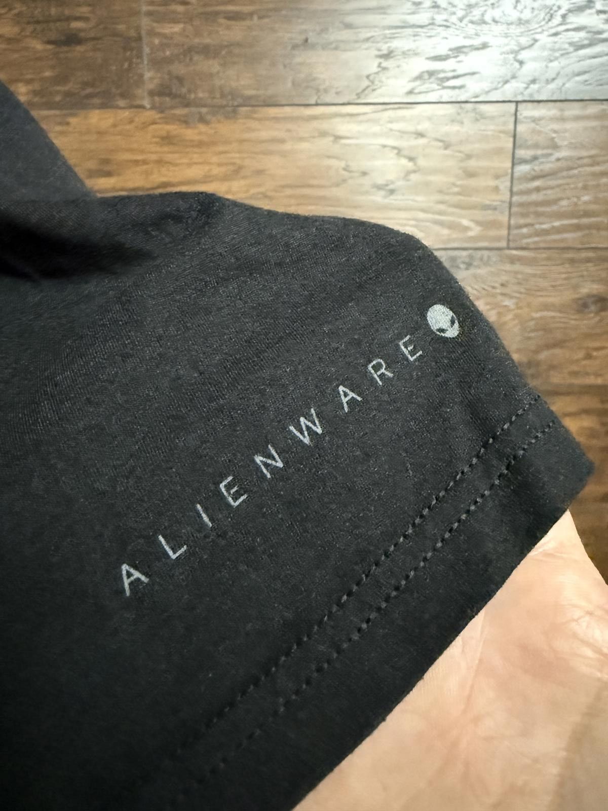 Designer Alienware 20th Anniversary T-shirt We're Game Pong Tee XL Size US XL / EU 56 / 4 - 6 Thumbnail
