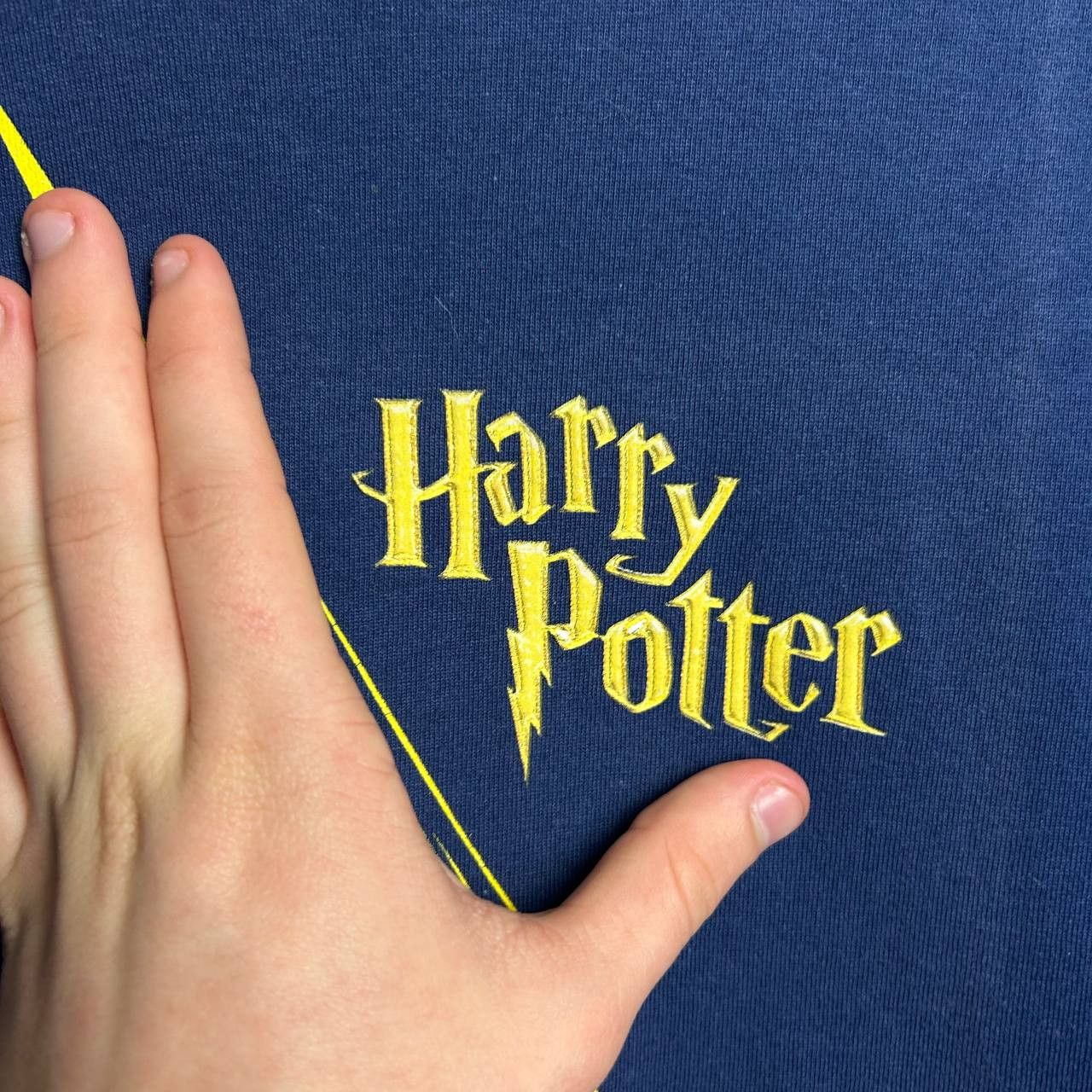 Vintage Vintage harry Potter big logo 2001 movie rare tee size S Size US S / EU 44-46 / 1 - 3 Thumbnail