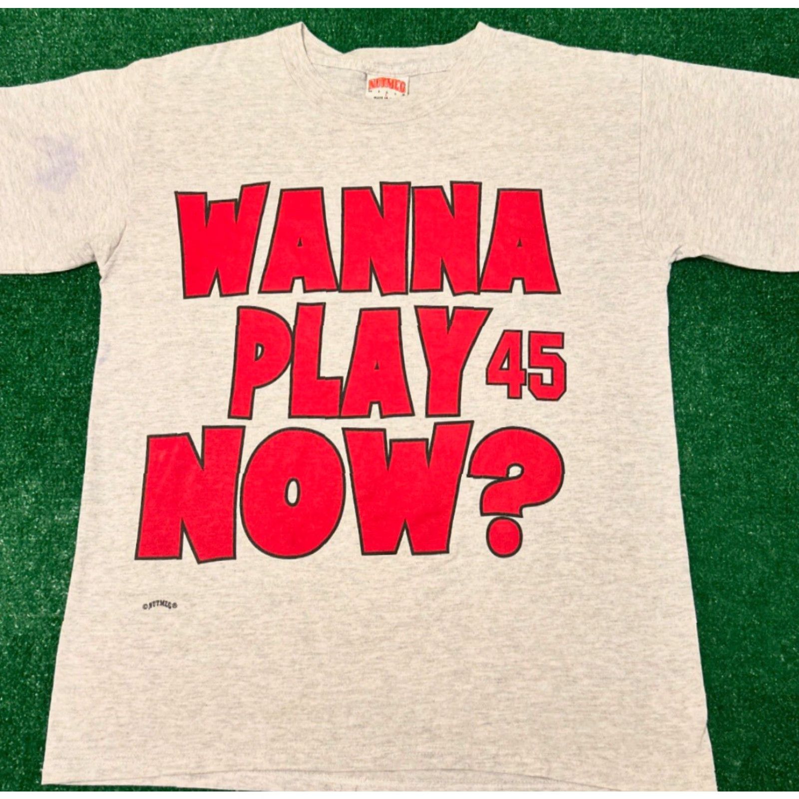 Nutmeg VINTAGE Michael Jordan 45 Chicago Bulls Wanna Play VTG Shirt Mens Large L Gray 1990s Sports Hip Hop Bulls Shirt Mens Size US L / EU 52-54 / 3 - 3 Thumbnail