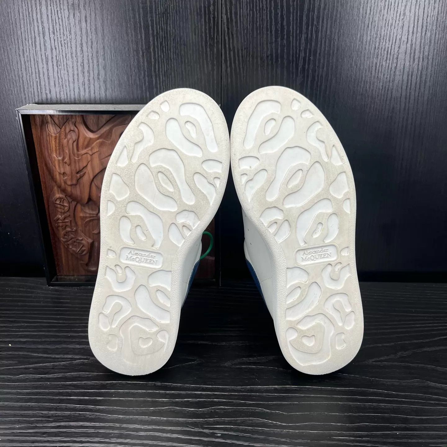 Alexander McQueen McQueen Blue Toe Suede 35.5 Mint with Box Size US 5 / IT 35 - 7 Thumbnail