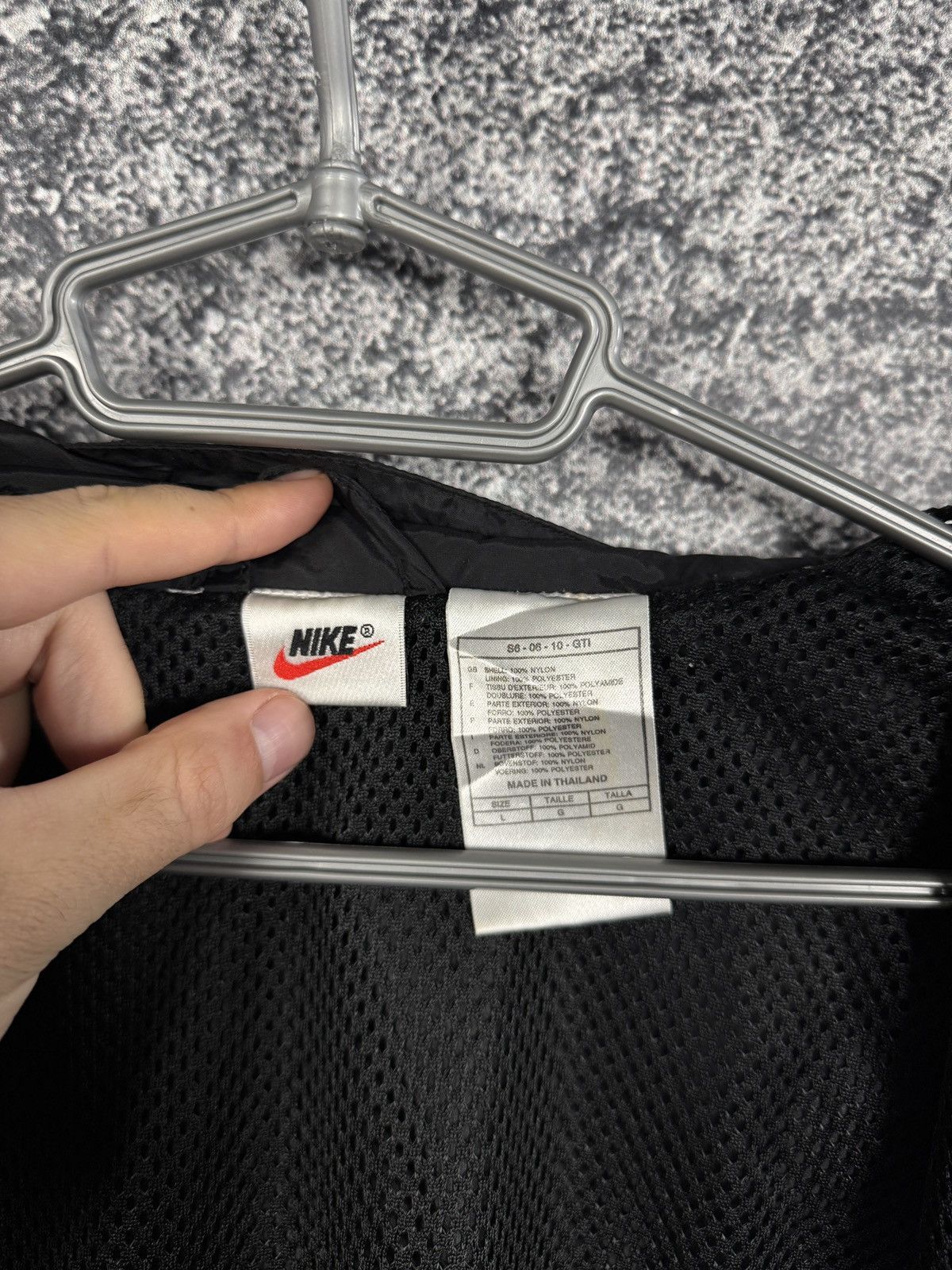 Nike Vintage 90s Nike Sport Nylon Jacket Windbreaker Size L Size US L / EU 52-54 / 3 - 11 Thumbnail
