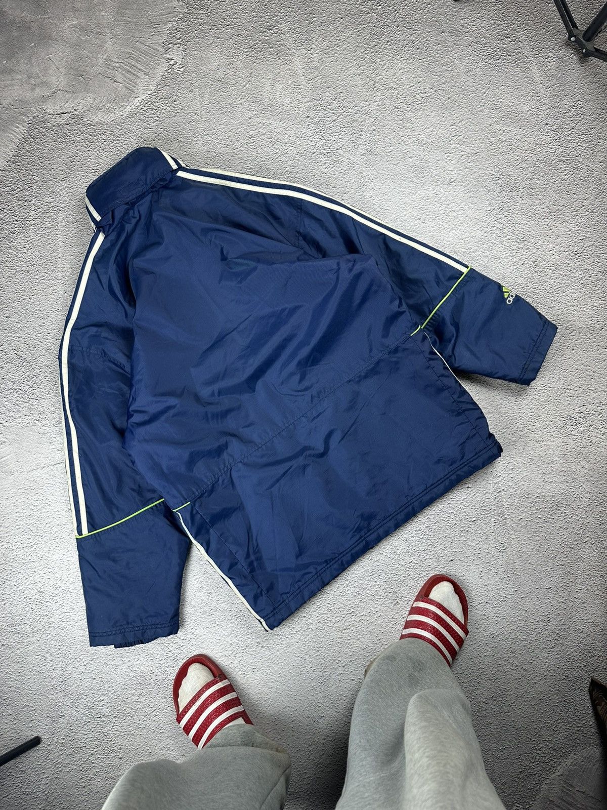 Adidas Vintage Adidas Down Puffer Jacket Striped Nylon Y2K Style Size US S / EU 44-46 / 1 - 2 Thumbnail