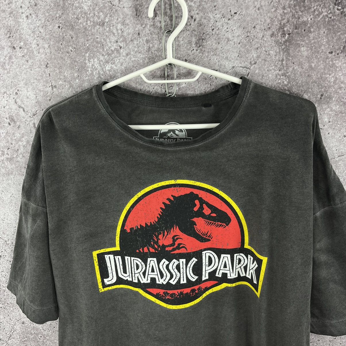 Universal Studios Jurassic Park T-Shirt Universal Studio Big Logo Size M Size US M / EU 48-50 / 2 - 2 Thumbnail