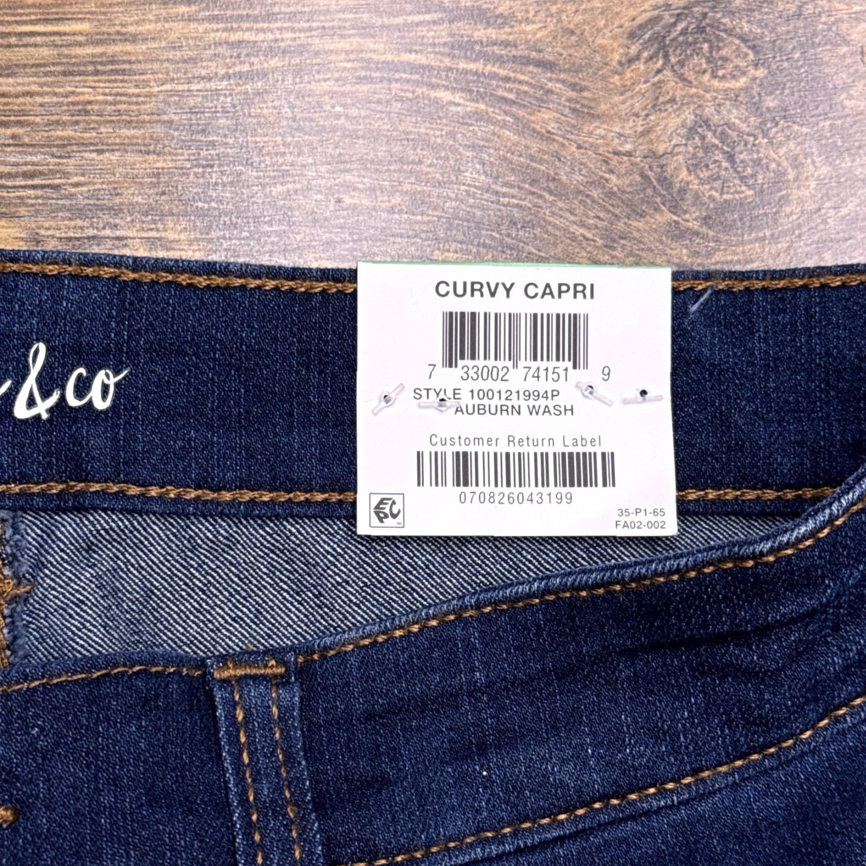 Vintage Style & Co Capri Jeans Womens 8 Petite Mid Rise Stretch Cuffed New Jeans Blue Capris Capris? Size 30" / US 8 / IT 44 - 5 Thumbnail