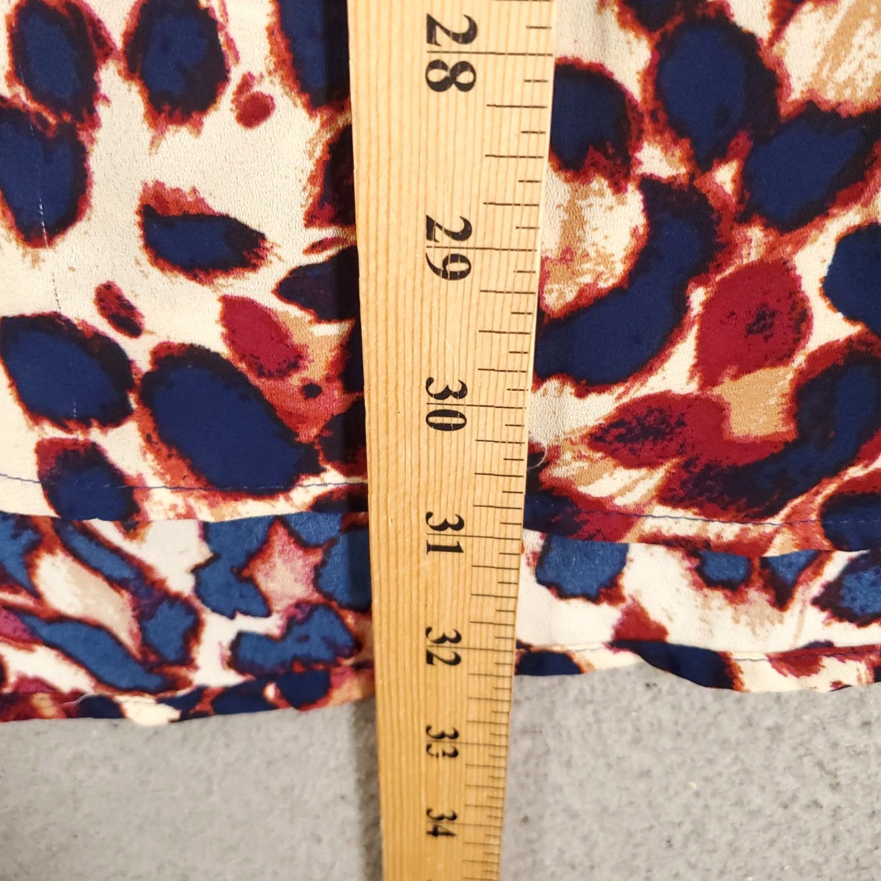 Vintage Susan Graver Blouse Womens 24W Blue Ivory Leopard Studded Gem Neck Tunic Size 4XL / US 24-26 - 3 Thumbnail