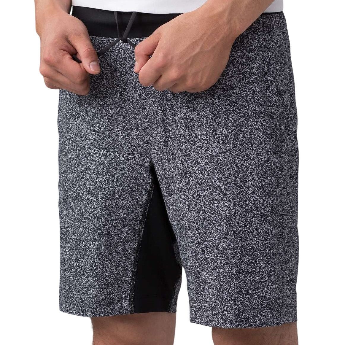 Lululemon Lululemon T.H.E. Short 9" Lux Zip Pockets Pinweave Alpine L Size US 44 / EU 60 - 1 Thumbnail