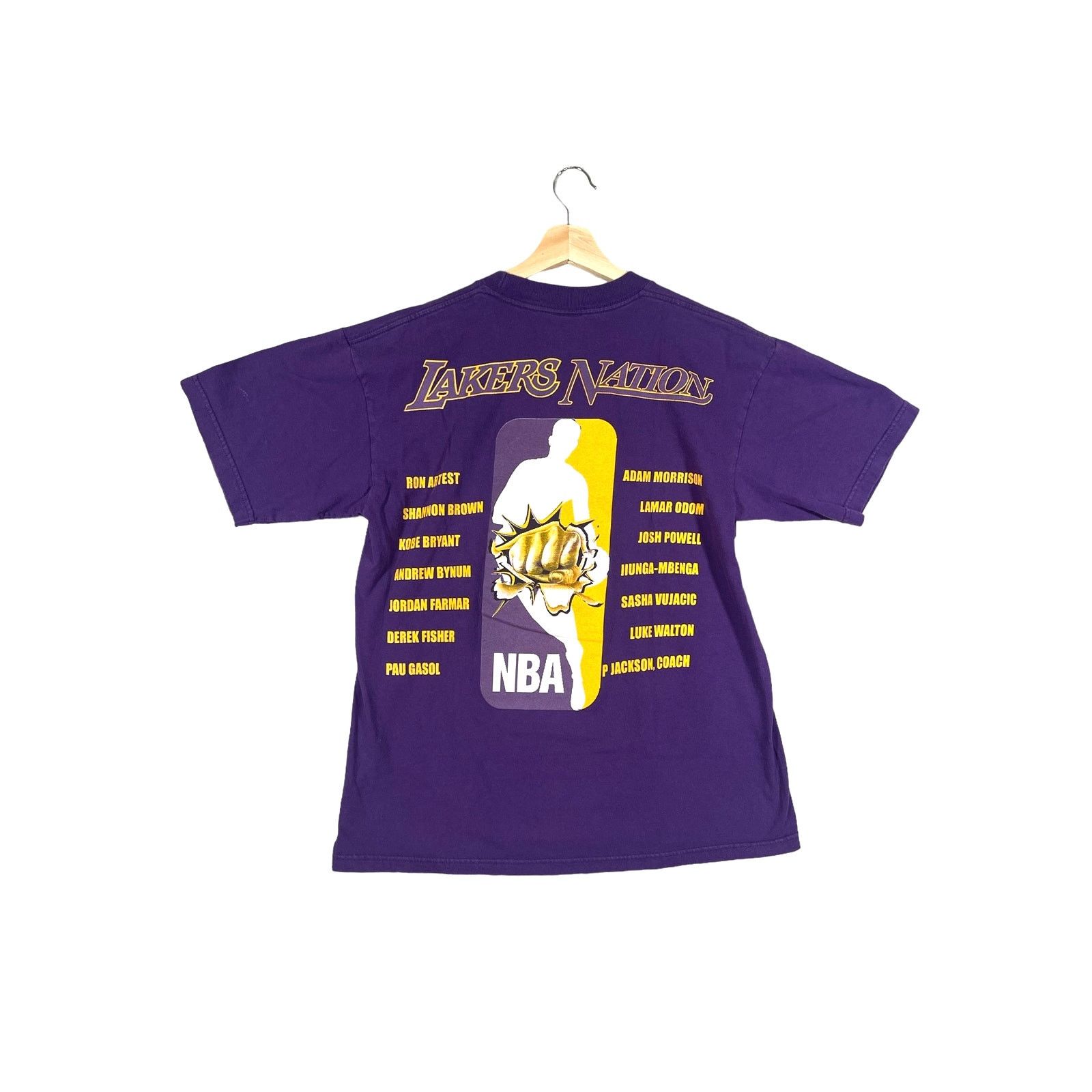 NBA × Vintage 2000's Los Angeles Lakers "Iron Men" T-Shirt Size US L / EU 52-54 / 3 - 2 Thumbnail