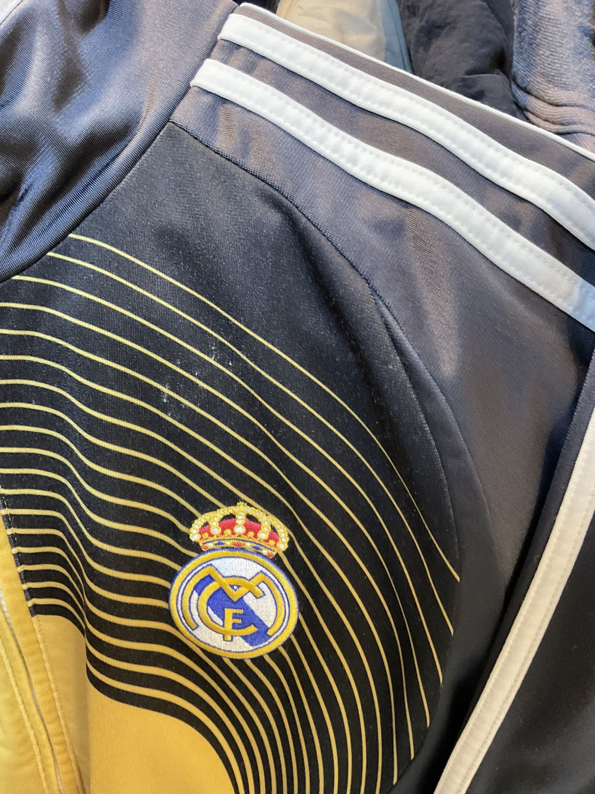 Adidas Y2K Adidas Real Madrid Tracksuit Size US M / EU 48-50 / 2 - 6 Thumbnail