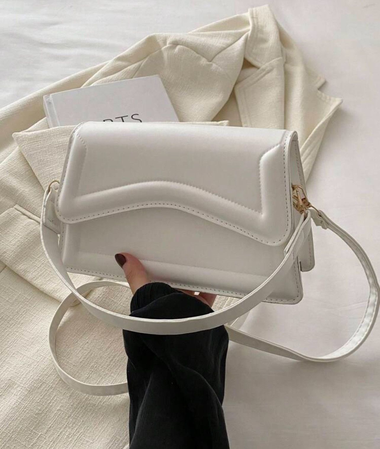 Japanese Brand AVANT GRADE SHOULDER BAG Size ONE SIZE - 1 Thumbnail