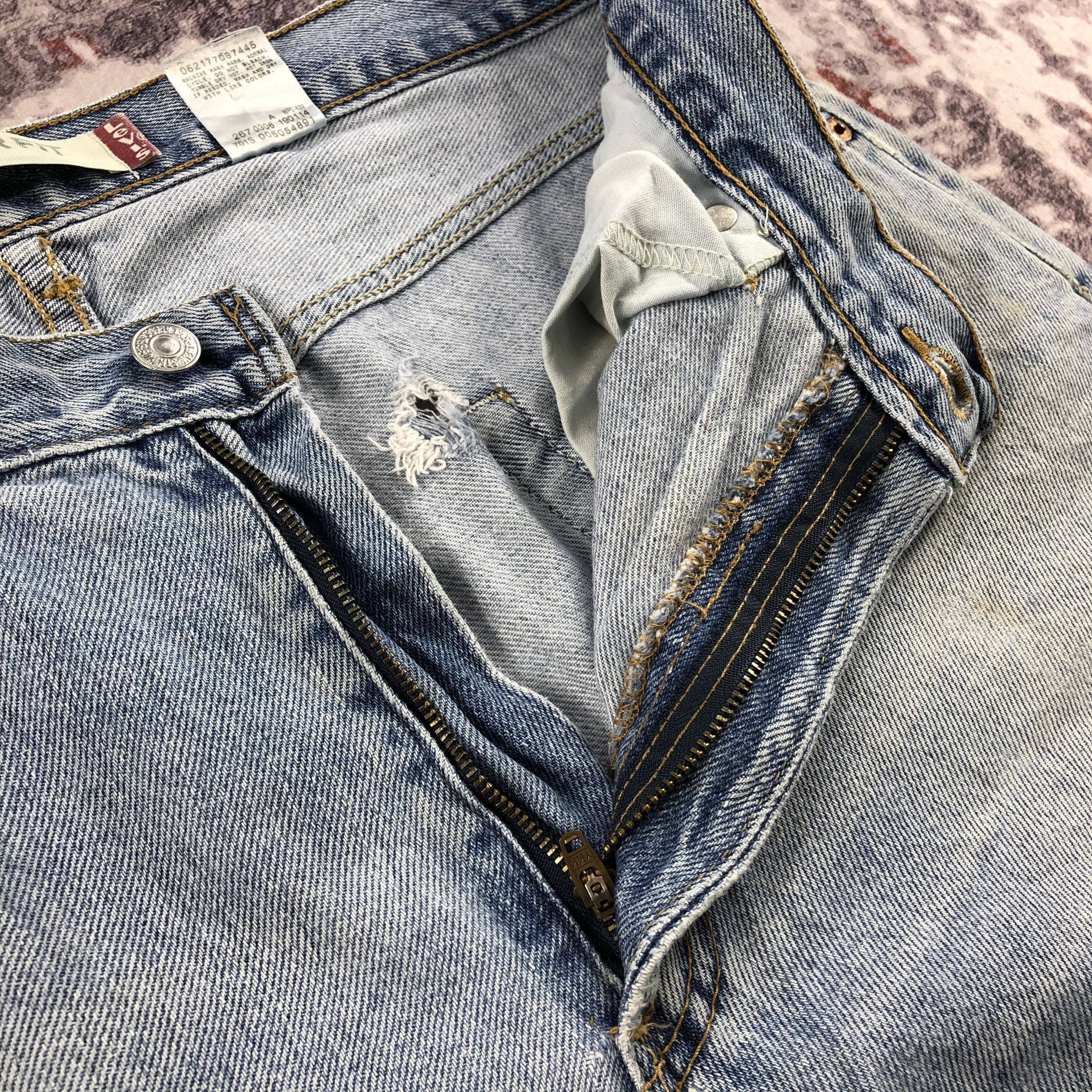 Levi's × Vintage Vintage Light Wash Levis 505 Jeans-JM2553 Size US 34 / EU 50 - 13 Thumbnail