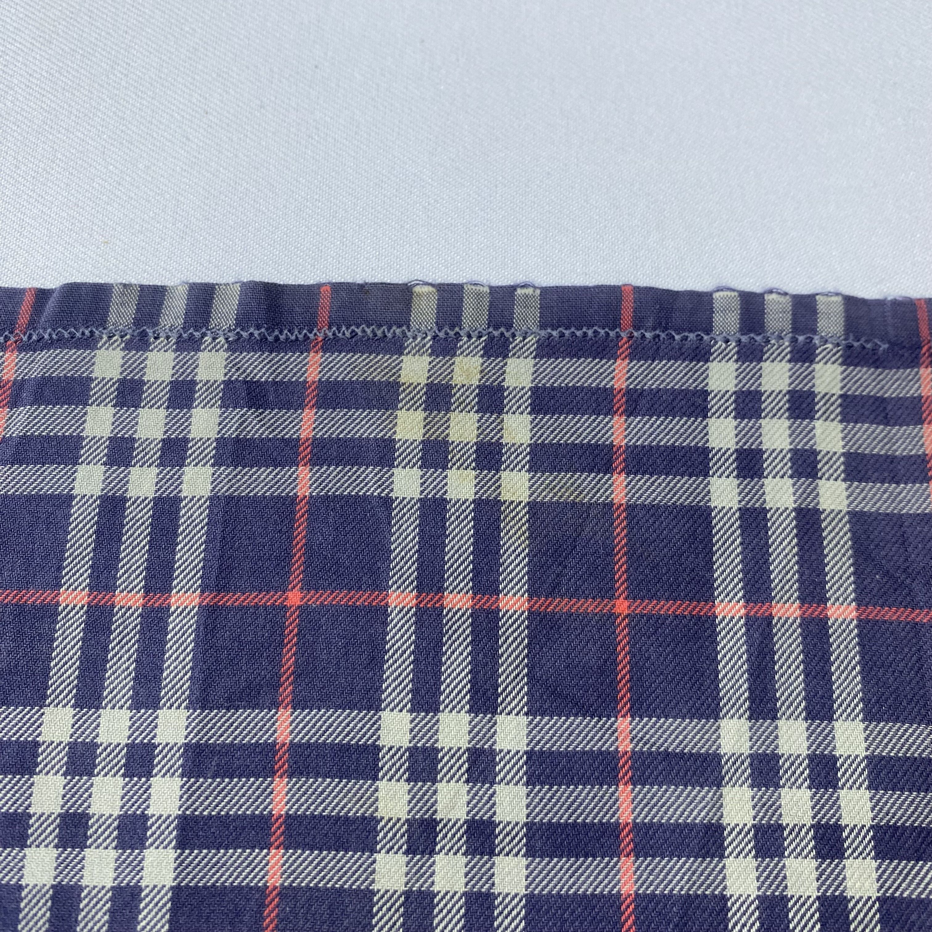 Burberry Vintage Burberry Handkerchief Neckerchief Bandana H042R Size ONE SIZE - 5 Thumbnail