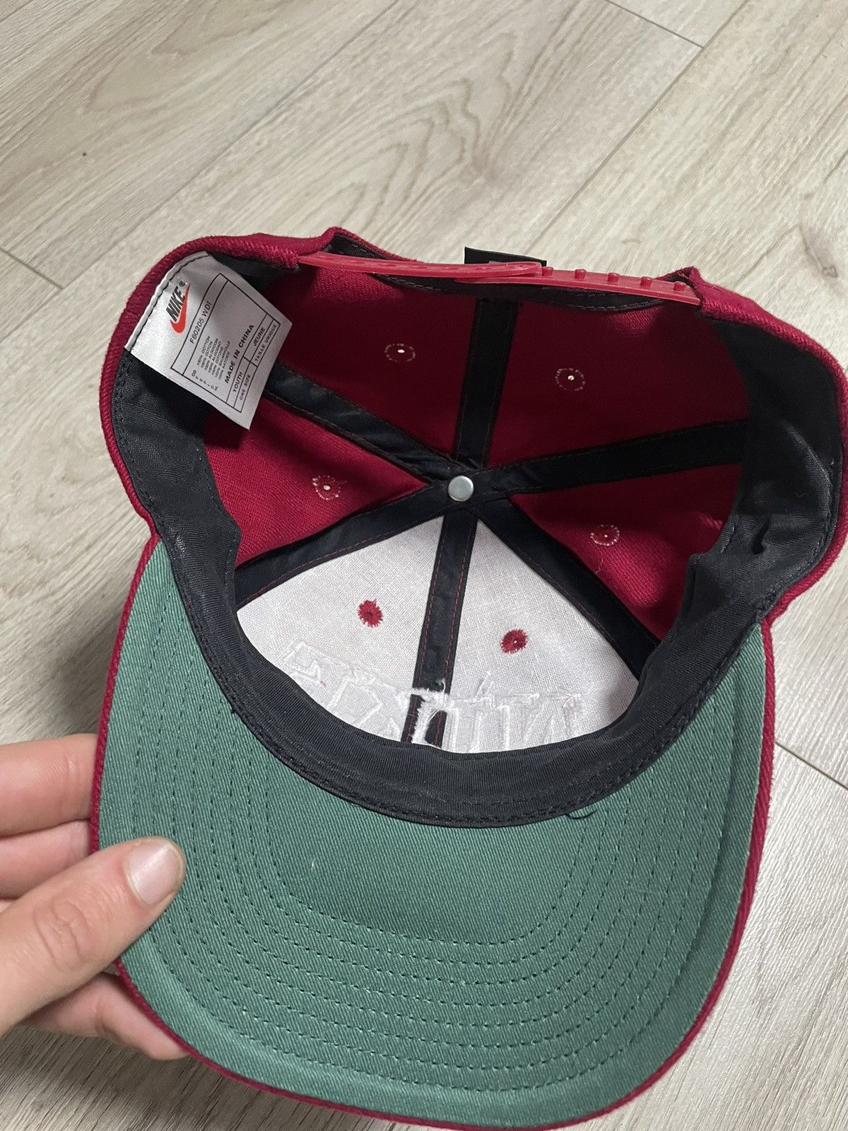 Nike Very Rare Nike Cap Big Logo Swoosh Drill Y2K 90s Hype Retro Size ONE SIZE - 6 Thumbnail