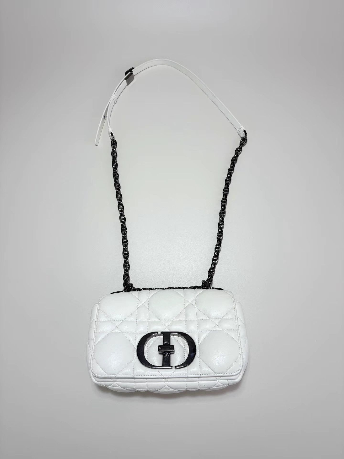 Dior DIOR CARO Soft Puff Chain Shoulder Bag Size ONE SIZE - 1 Thumbnail