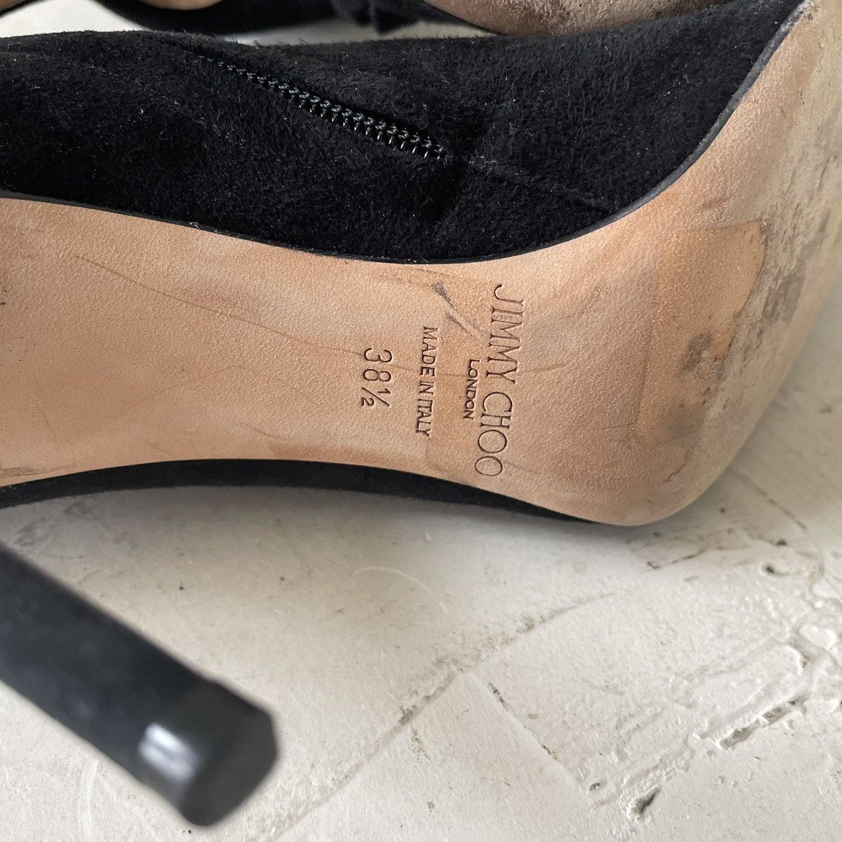 Jimmy Choo Jimmy Choo Black Velvet Boots With Pom Pom Size EU 38.5 US 8 Size US 8 / IT 38 - 7 Thumbnail