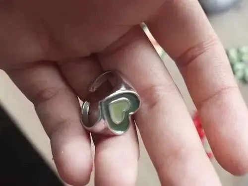 Jewelry Green Heart Ring Art Silver Retro Jewelry Groovy 70s Style Size ONE SIZE - 2 Thumbnail